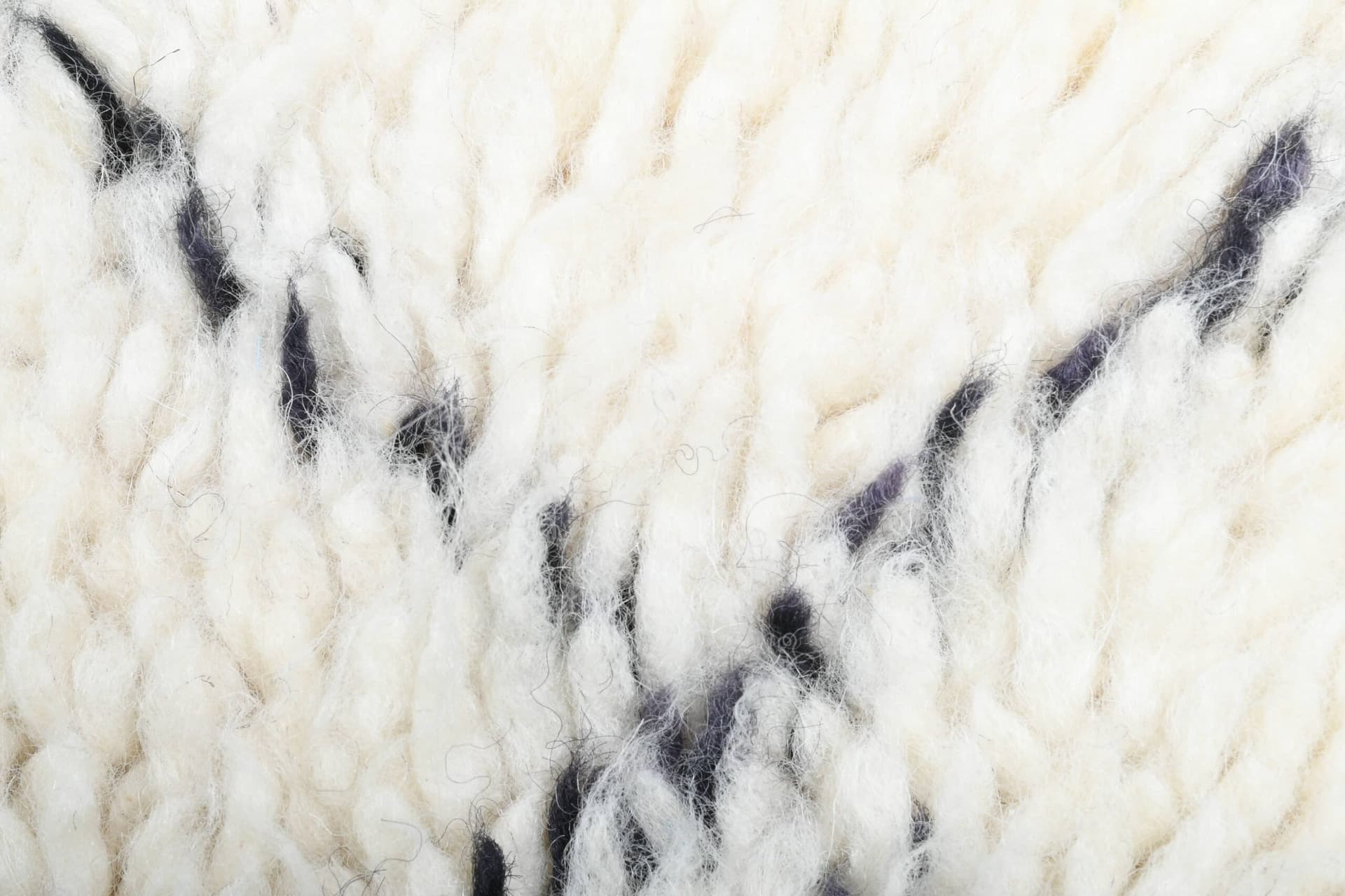 سجادة مغربية مصنوعة يدويًا من الصوف 2x4 - سجادة منطقة باللون العاجي والماس الأسود بأسلوب البوهو لغرفة النوم أو المدخل بني أورين - Image 9