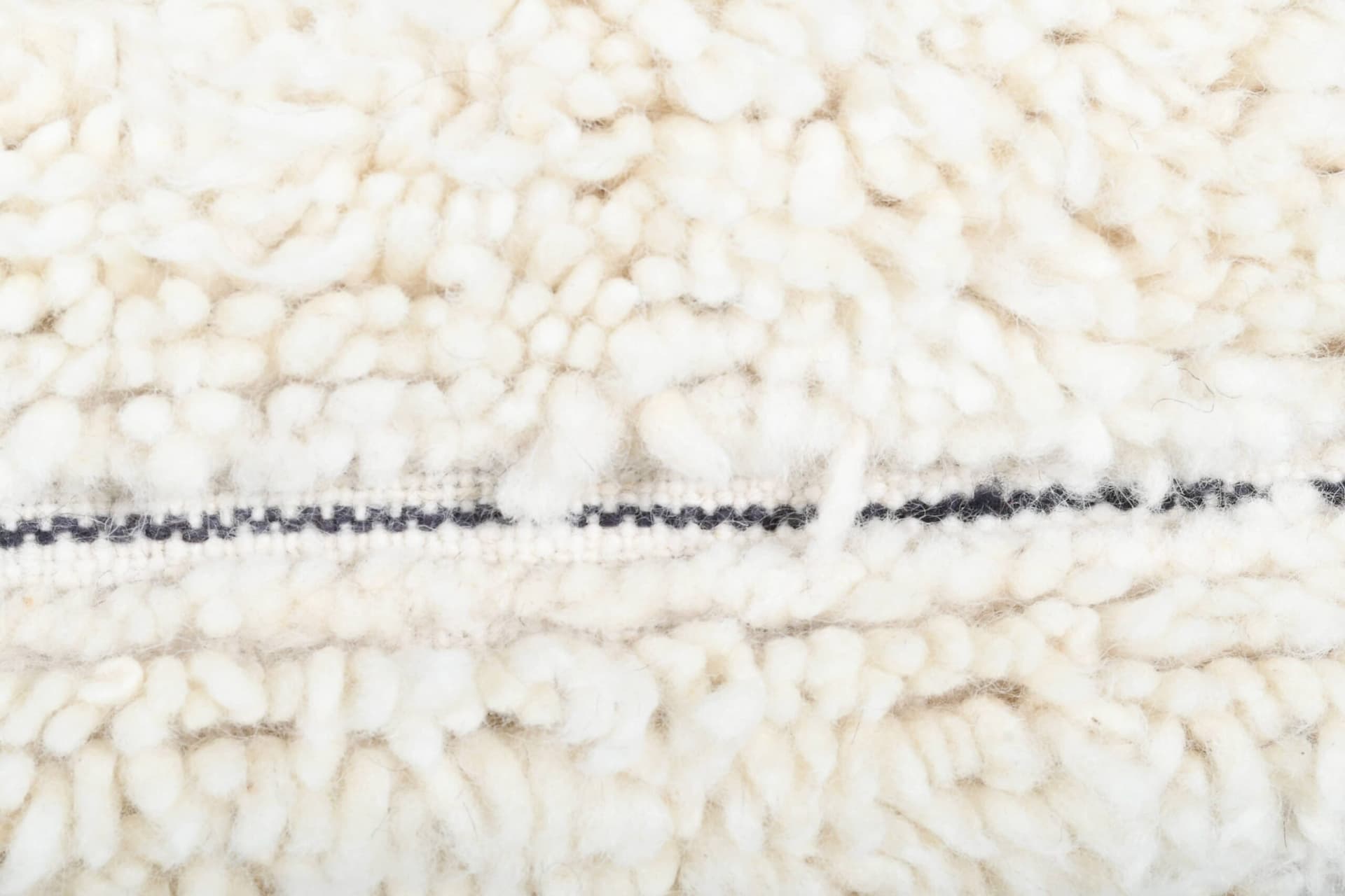 Tapis Marocain Fait Main en Laine 2x4 - Tapis de Zone Minimaliste Boho Ivoire Noir à Motif Diamant pour Chambre Entrée Beni Ourain - Image 6