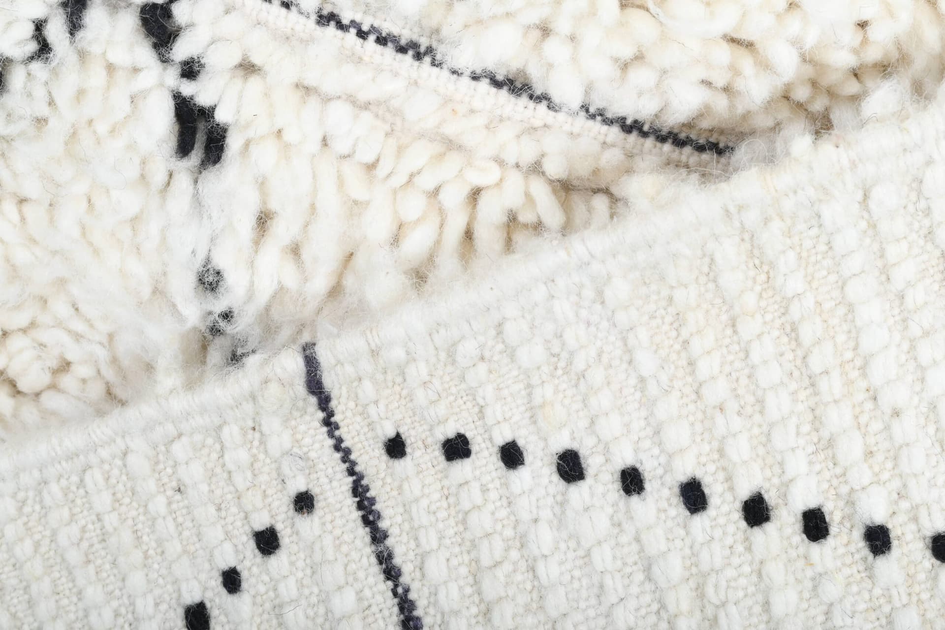 Tapis Marocain Fait Main en Laine 2x4 - Tapis de Zone Minimaliste Boho Ivoire Noir à Motif Diamant pour Chambre Entrée Beni Ourain - Image 11