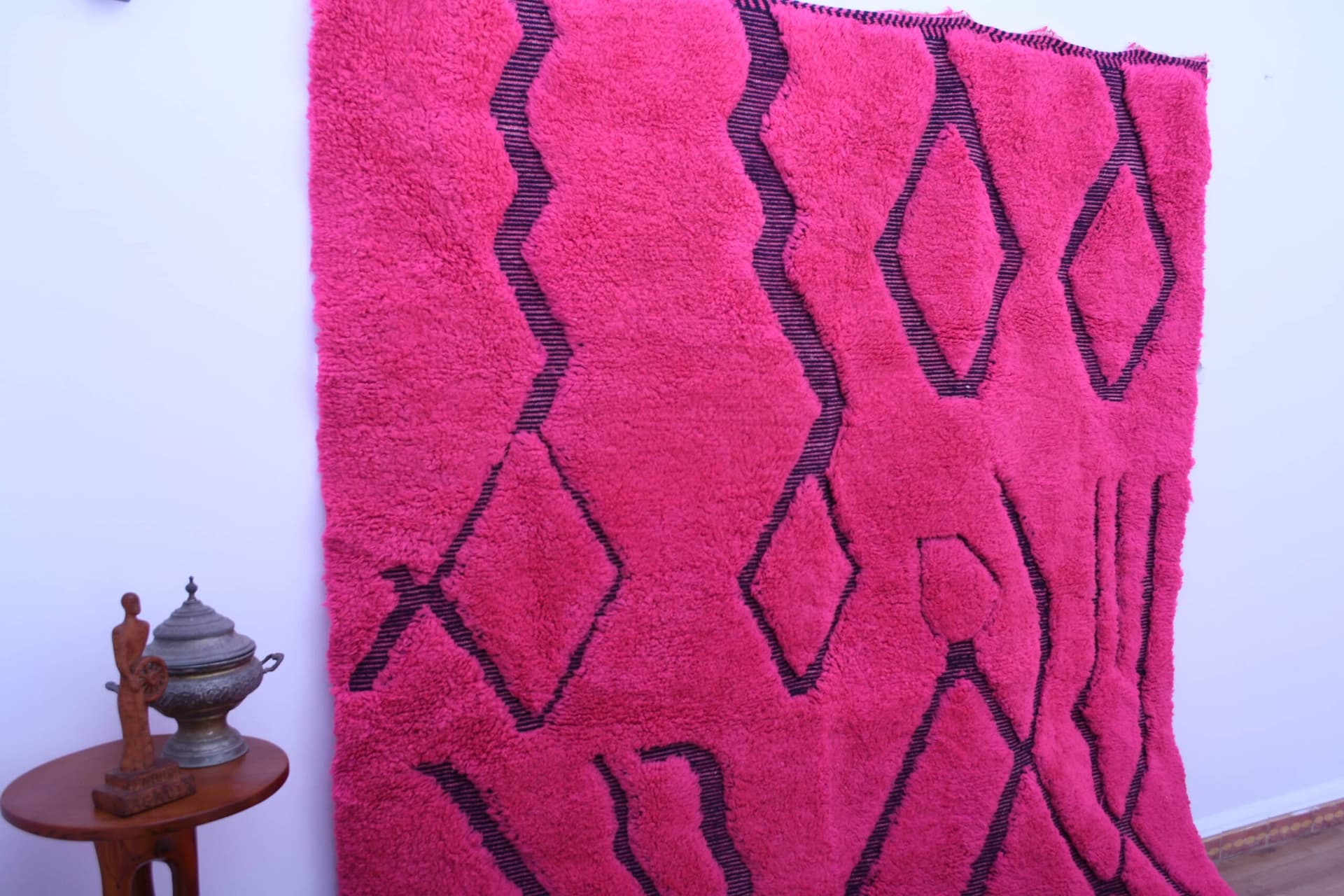 سجادة مغربية مصنوعة يدويًا من الصوف 7x10 - سجادة بوهو عصرية باللون الوردي الساخن/الفوشيا لغرفة المعيشة أو غرفة النوم - مريز - Image 6