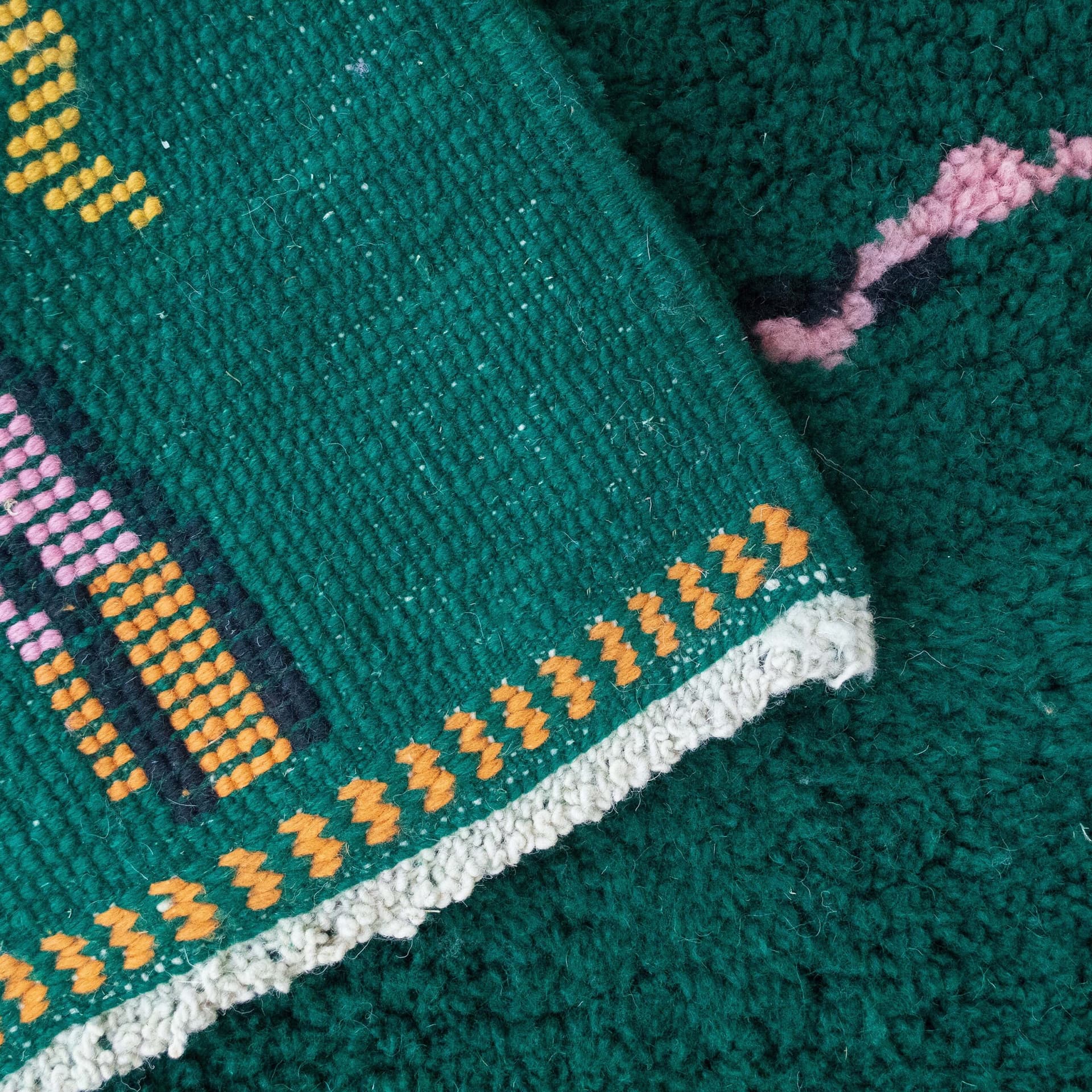 モロッコ製手作りウールラグ 6x9 - エメラルドグリーン ボヘミアンエリアラグ リビングルーム用 モダン抽象ベルベルラグ - Image 6