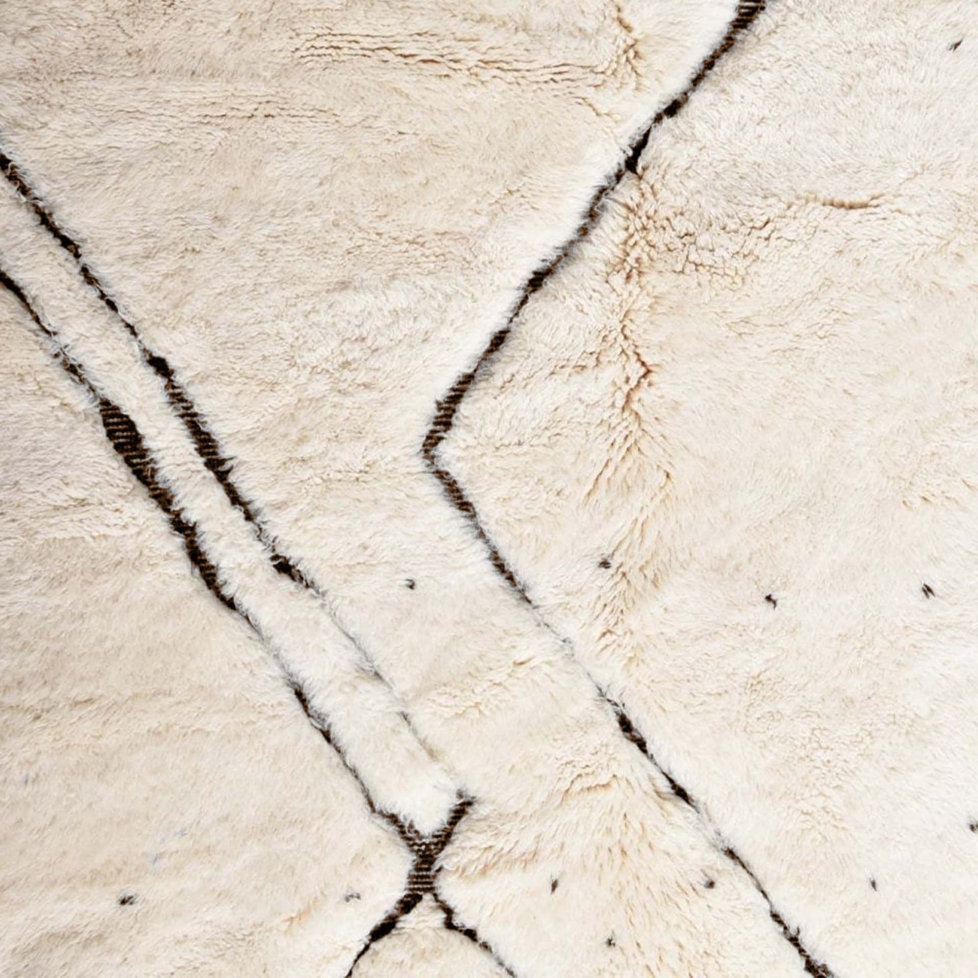 Alfombra Marroquí Hecha a Mano de Lana 7x10 - Alfombra Boho Geométrica Neutra en Marfil para Sala de Estar y Dormitorio - Beni Ourain - Image 6