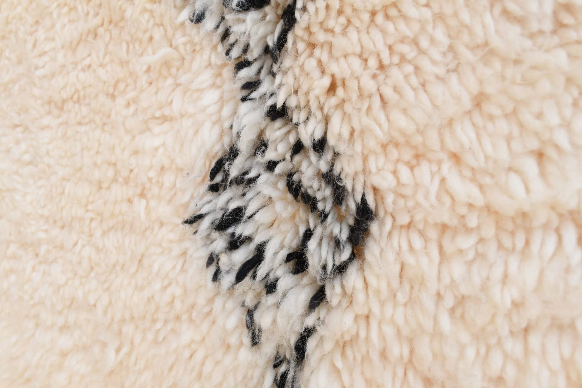 Tapis Marocain Beni Ourain 5x9 Laine Ivoire Noir Minimaliste Salon Berbère - Image 8