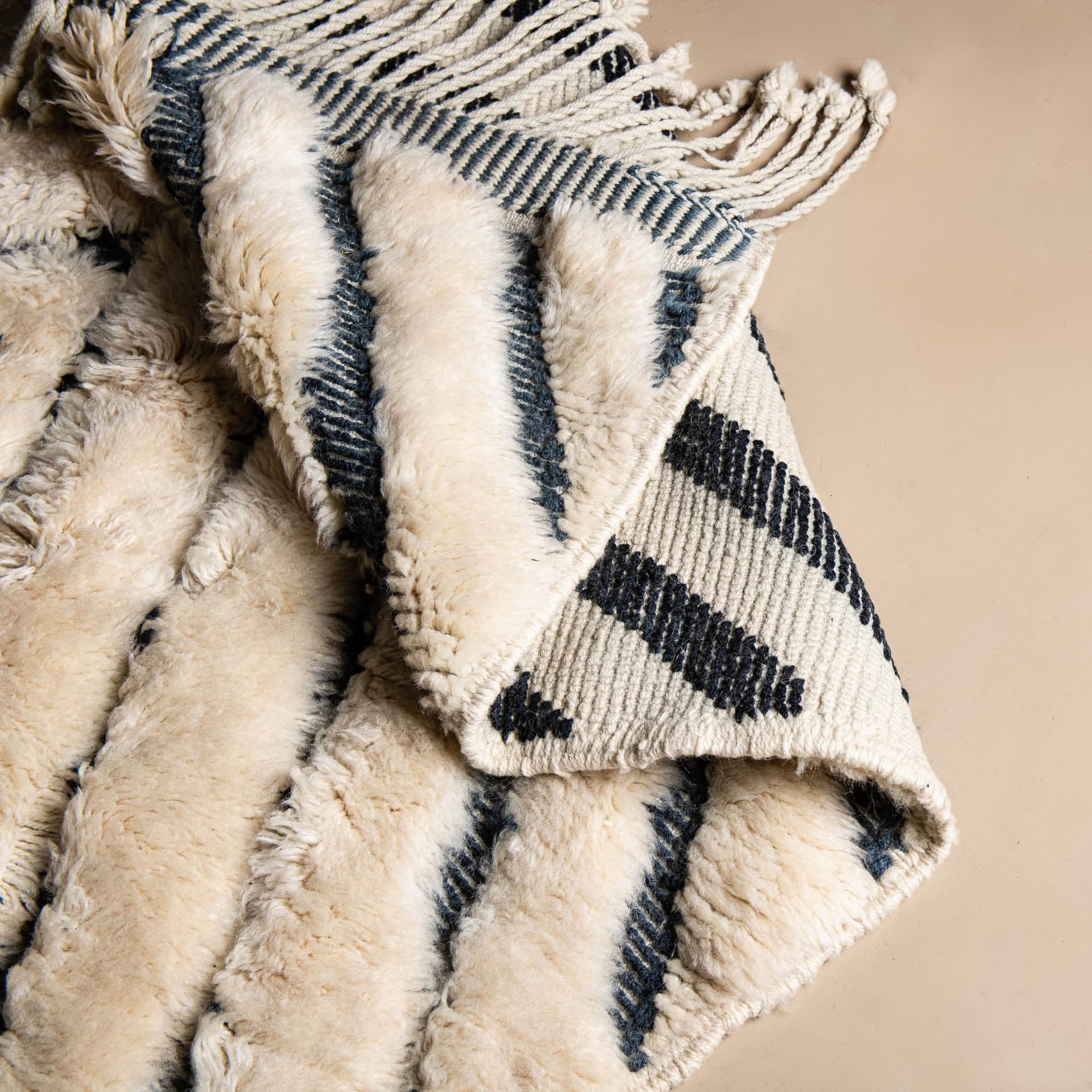 Moroccan Rug Handmade Wool - Ivory Black Modern Boho Area Rug for Living Room Bedroom - Beni Mrirt - Image 14