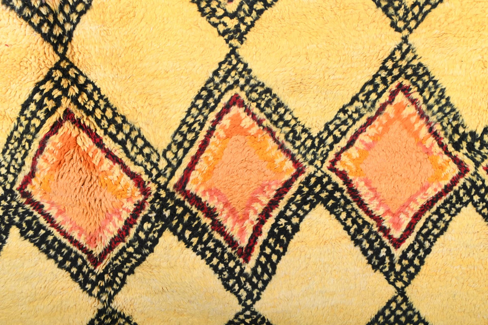 Ivory Orange Diamond Beni Mrirt Rug