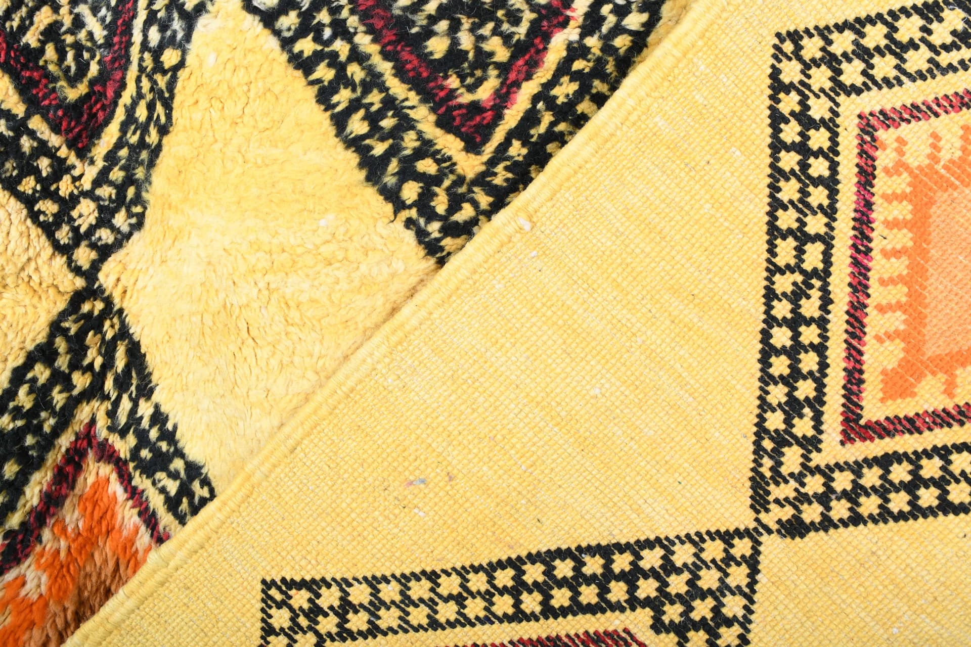 Ivory Orange Diamond Beni Mrirt Rug