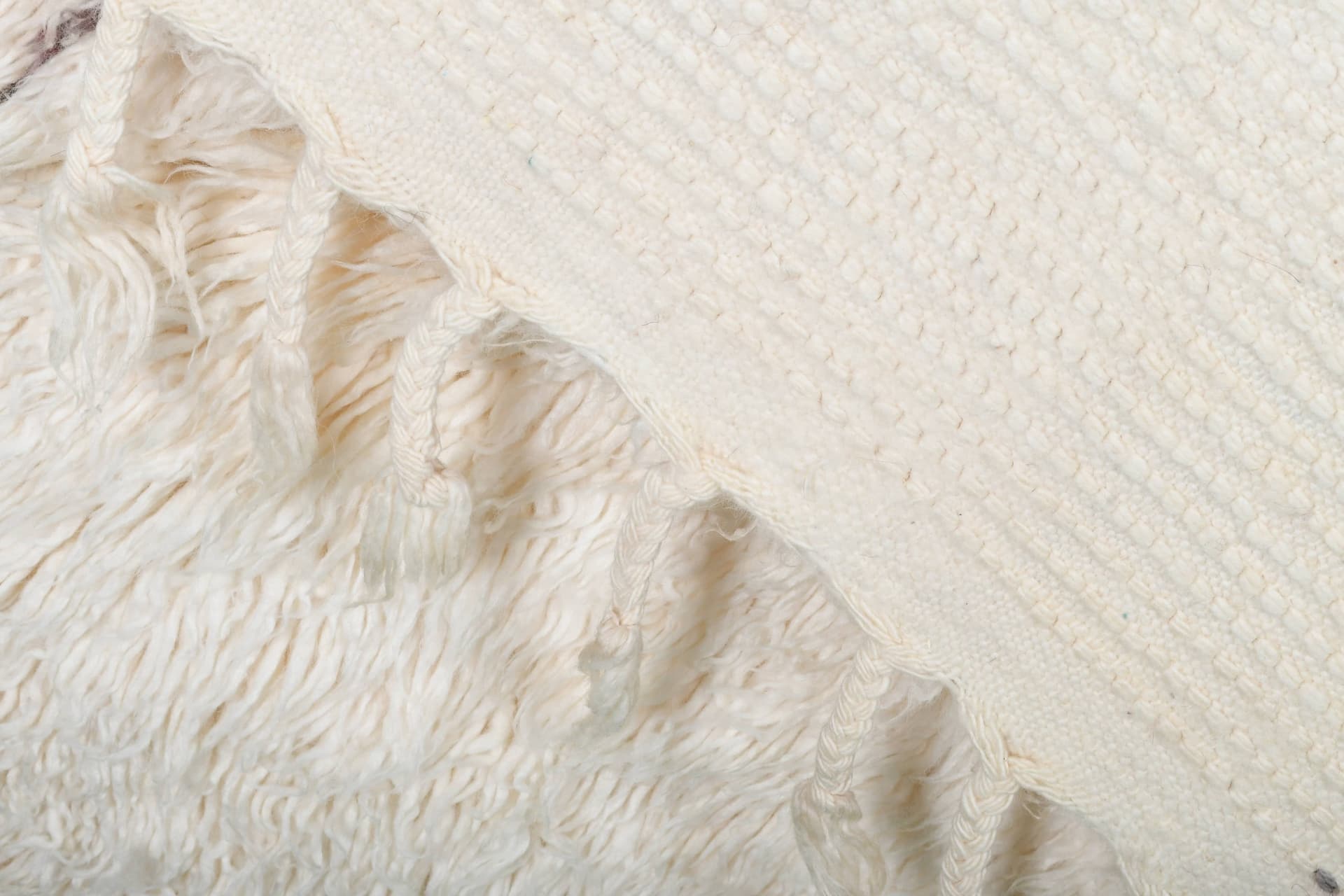 Ivory Asymmetric Diamond Beni Ourain Rug