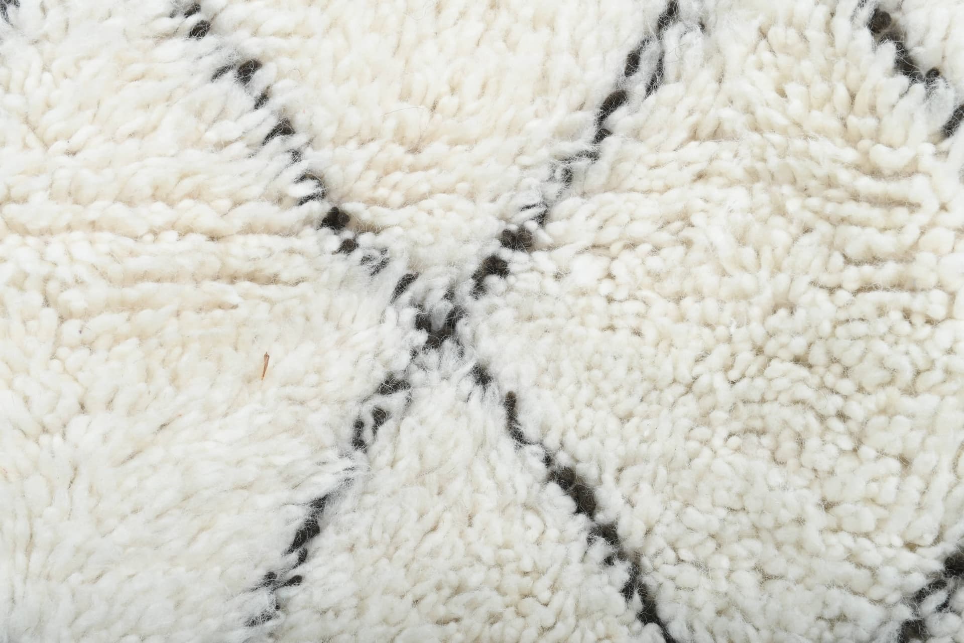 Ivory Diamond Fringe Beni Ourain Rug