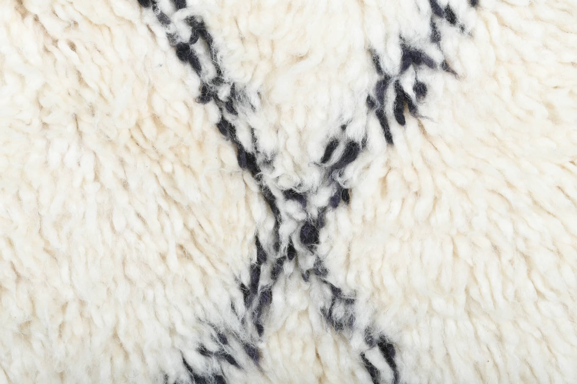 Ivory Linked Diamond Beni Ourain Rug