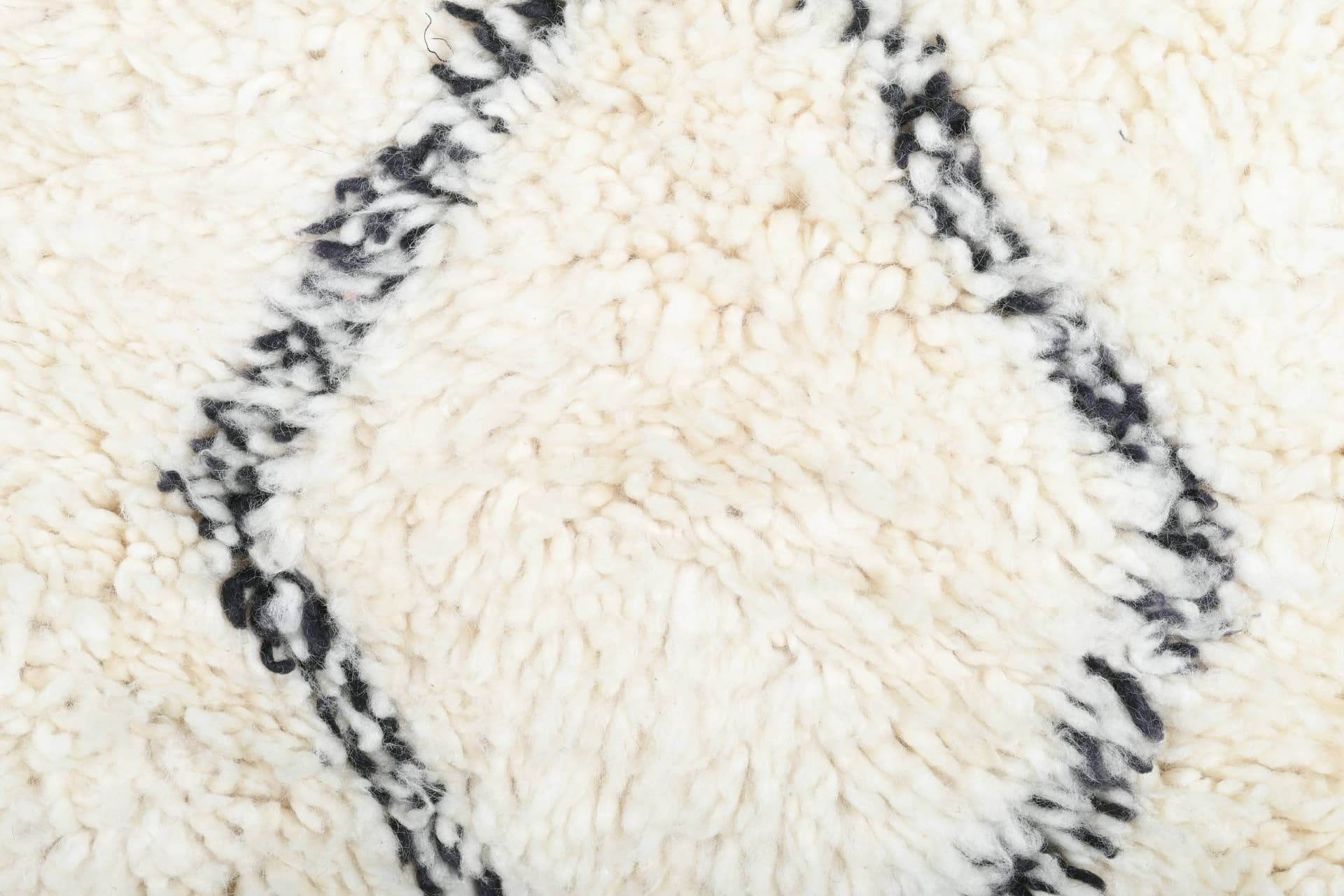 Ivory Linked Diamond Beni Ourain Rug