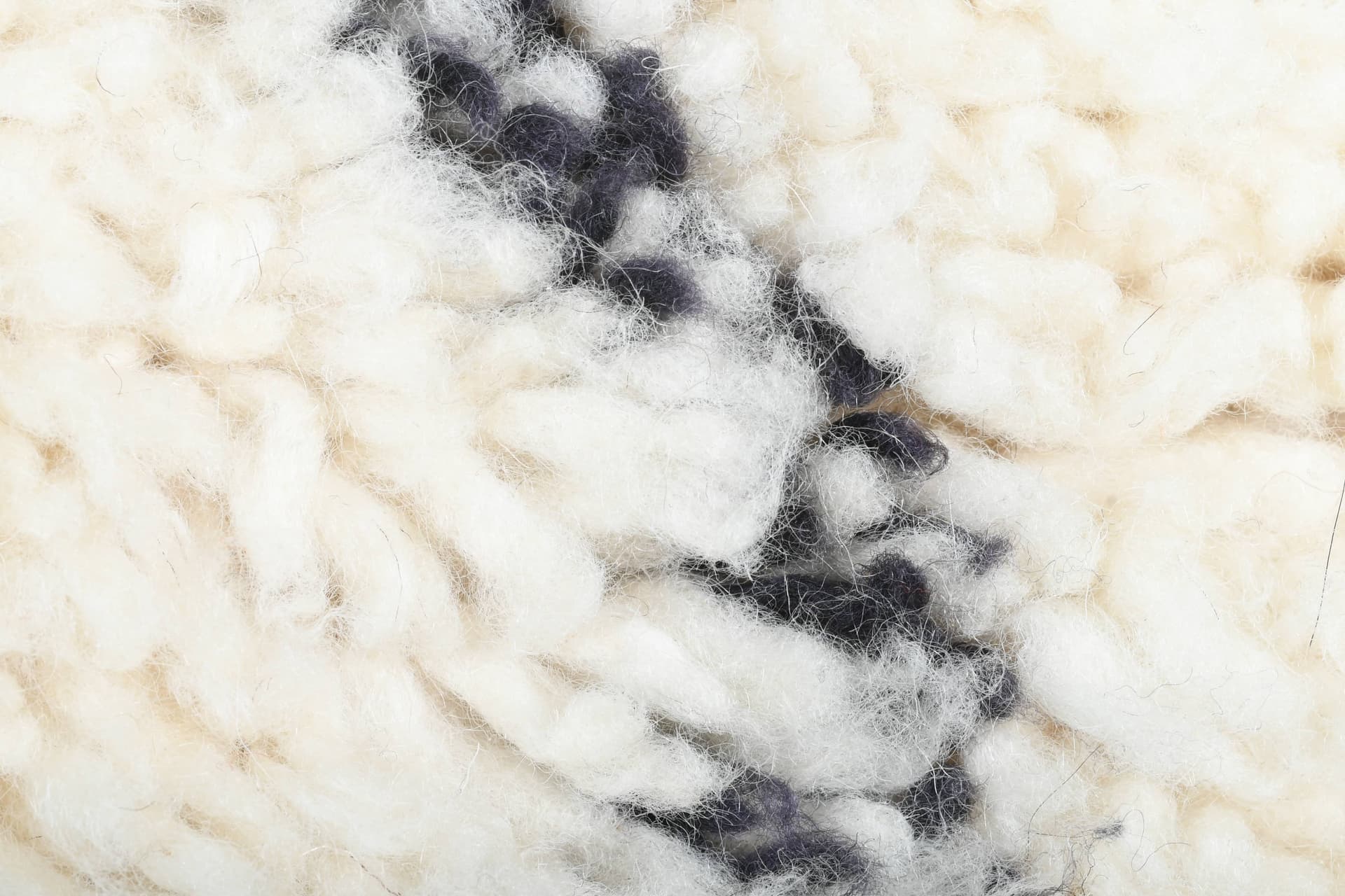 Ivory Linked Diamond Beni Ourain Rug