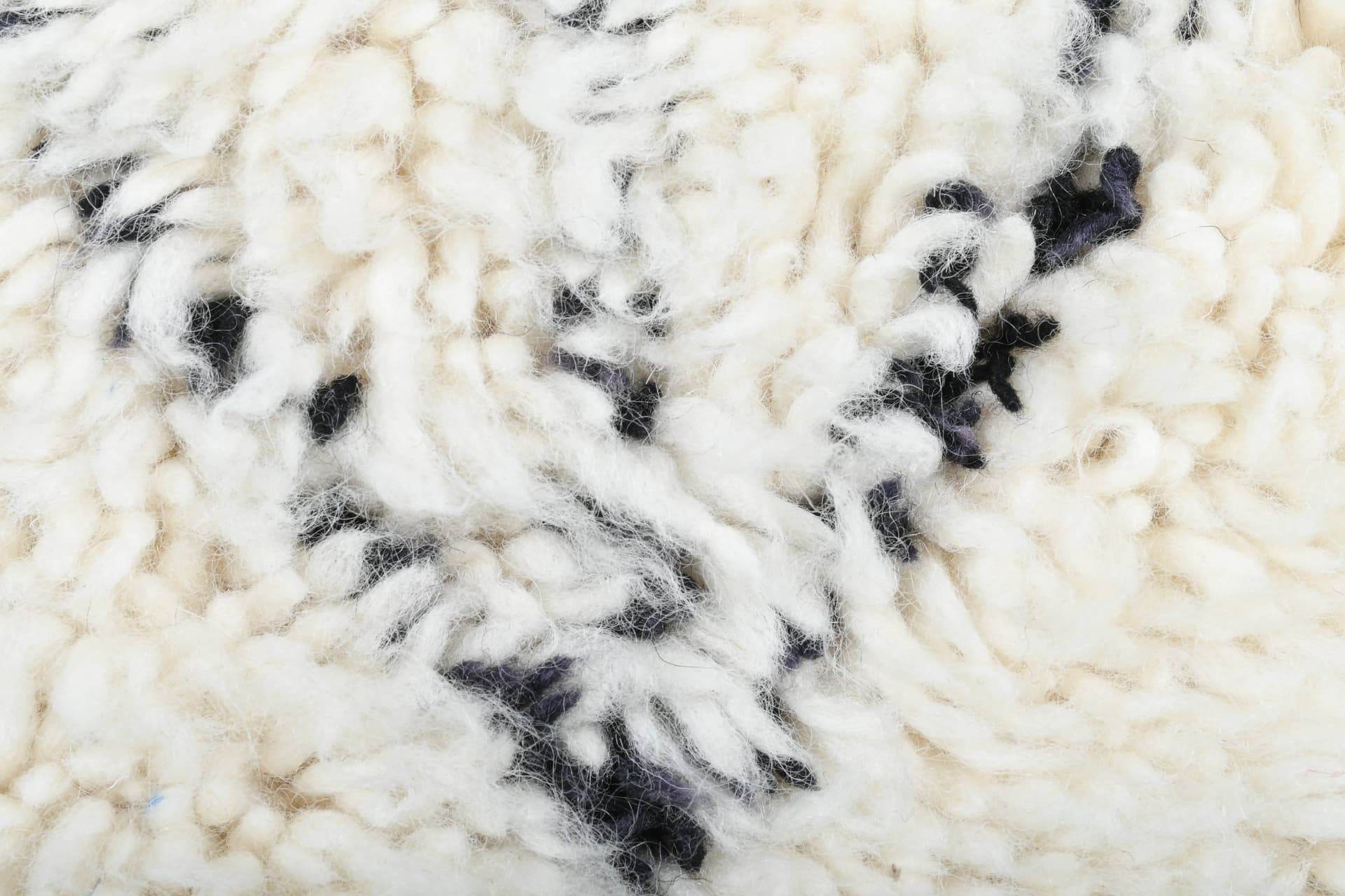 Ivory V-Line Beni Ourain Rug