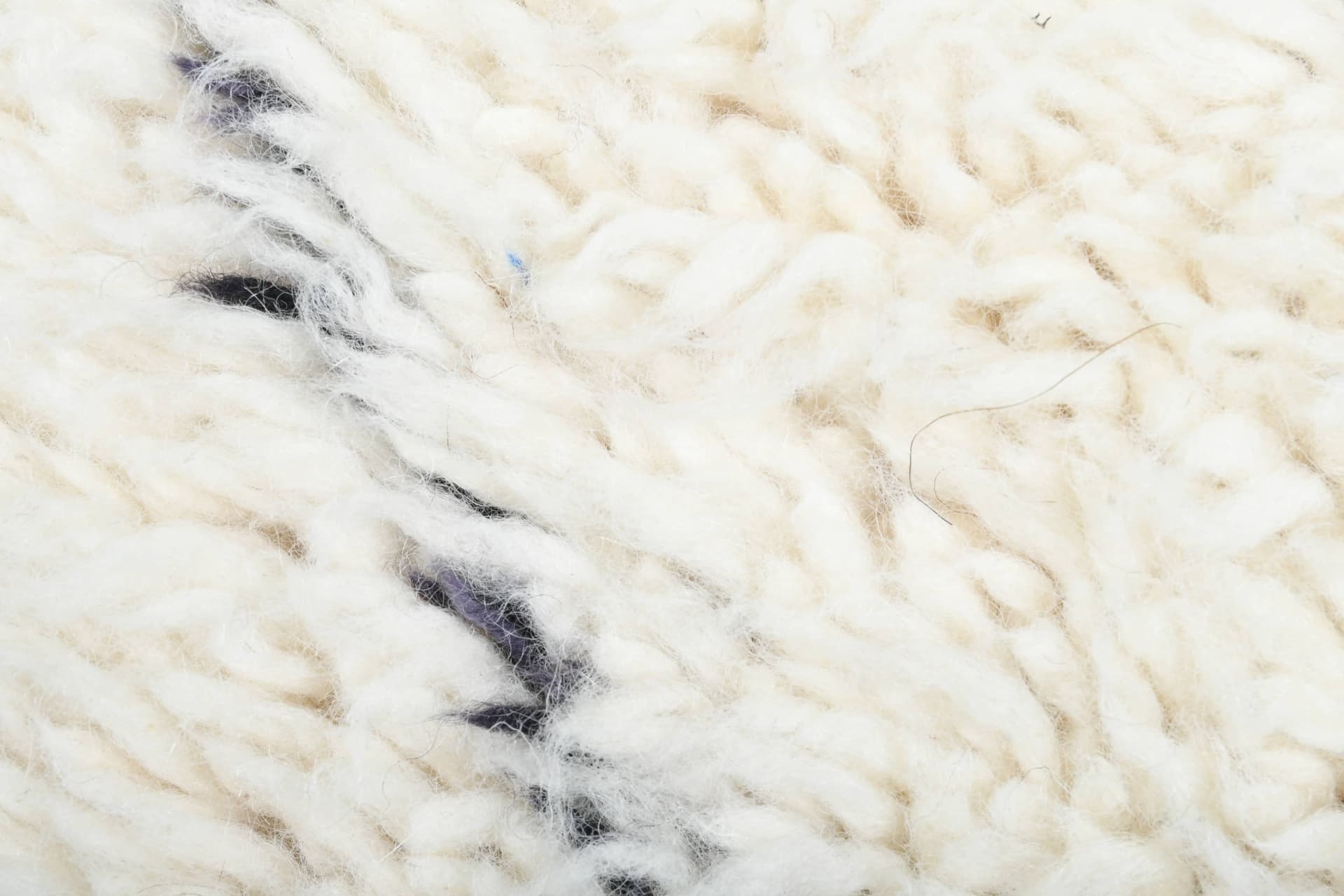 Ivory V-Line Beni Ourain Rug