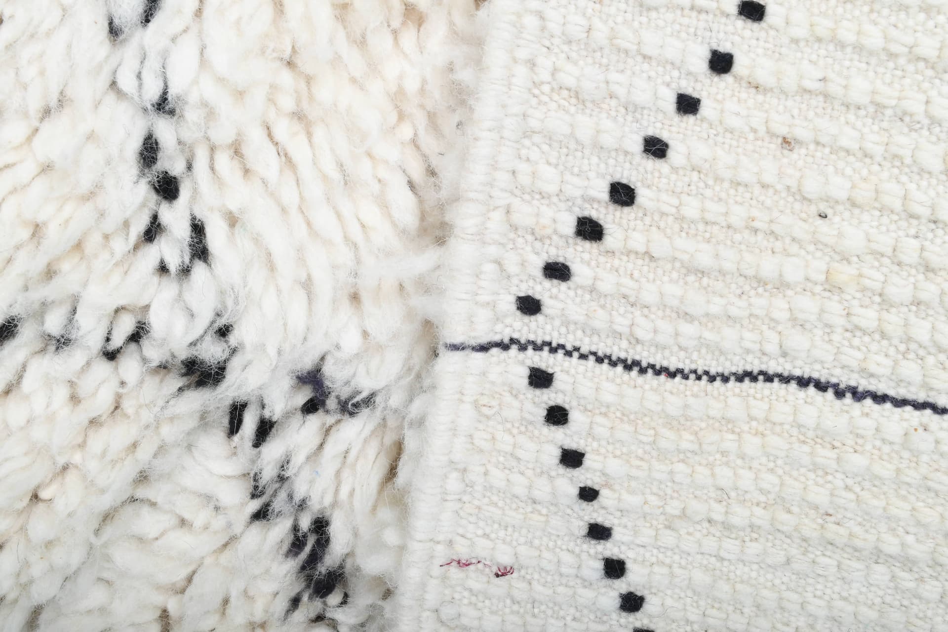 Ivory Crossing Line Beni Ourain Rug