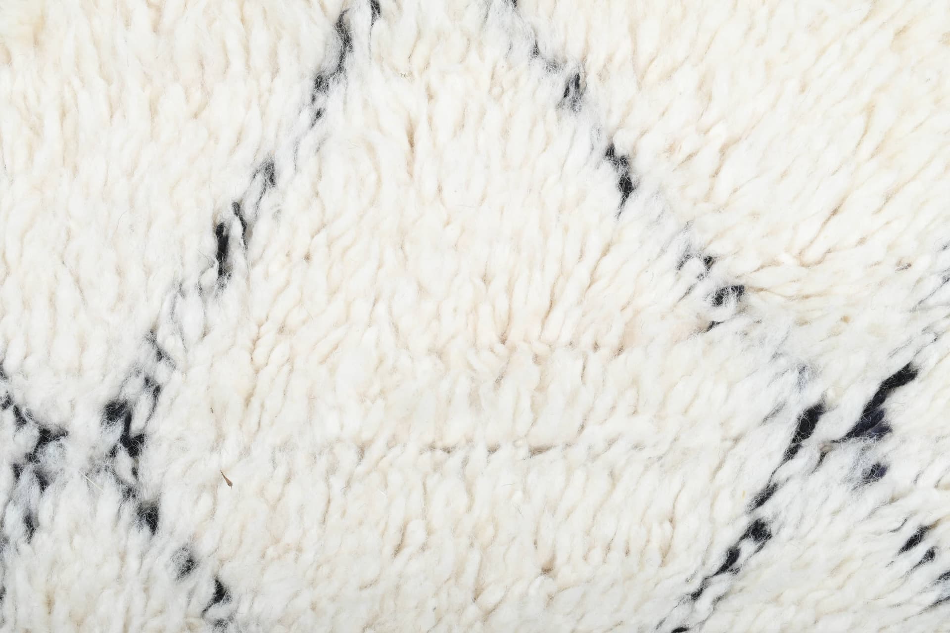 Ivory Broken Line Beni Ourain Rug