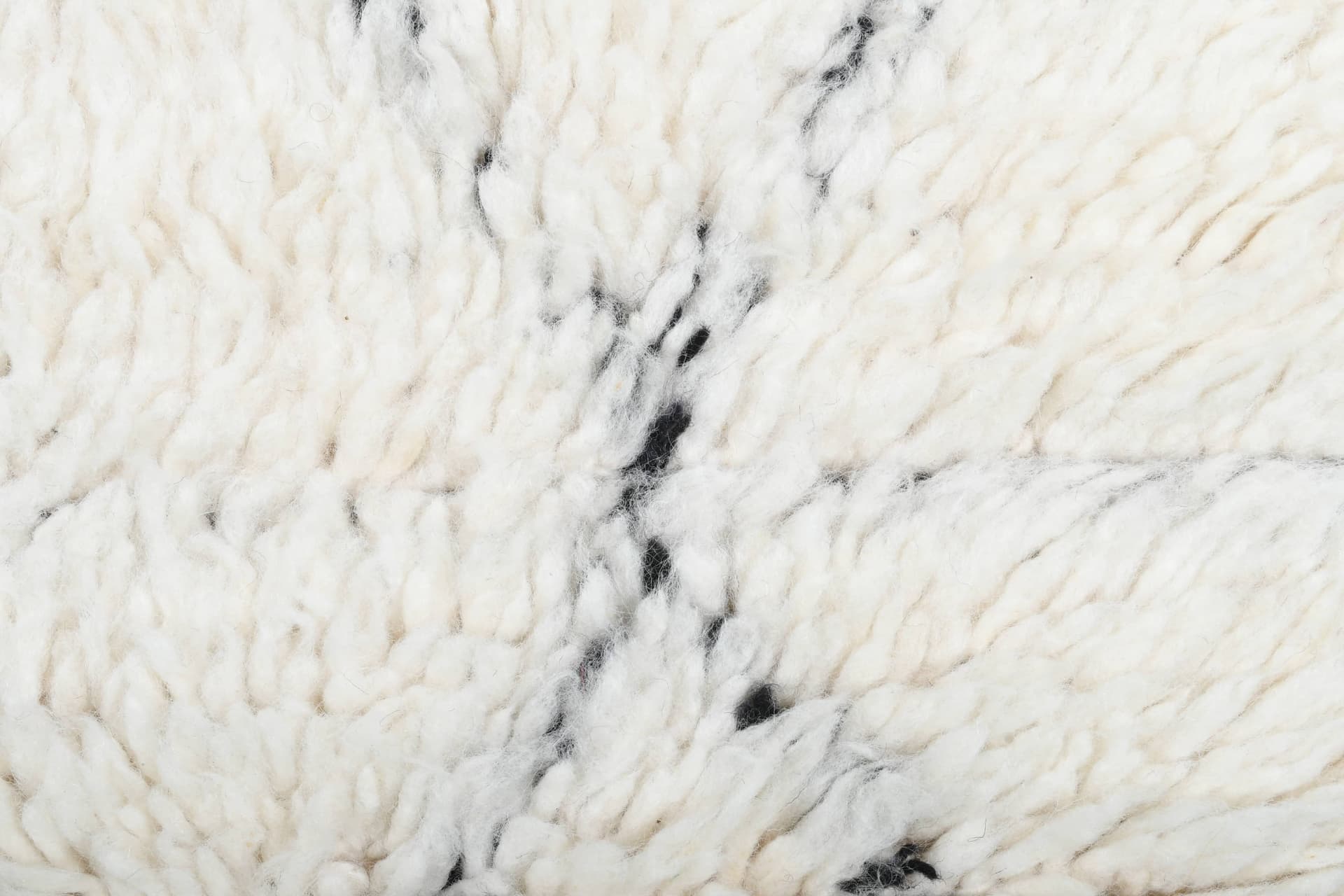 Ivory Broken Line Beni Ourain Rug