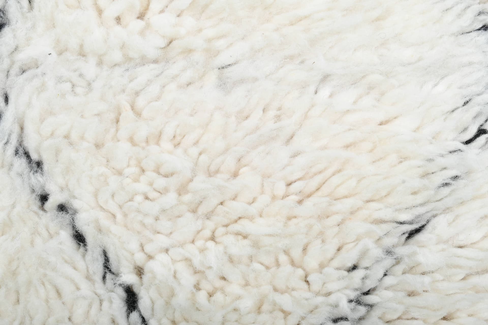 Ivory Broken Line Beni Ourain Rug