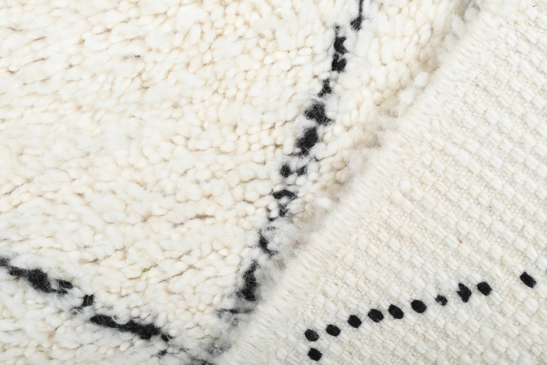Ivory Black Crisscross Beni Ourain Rug