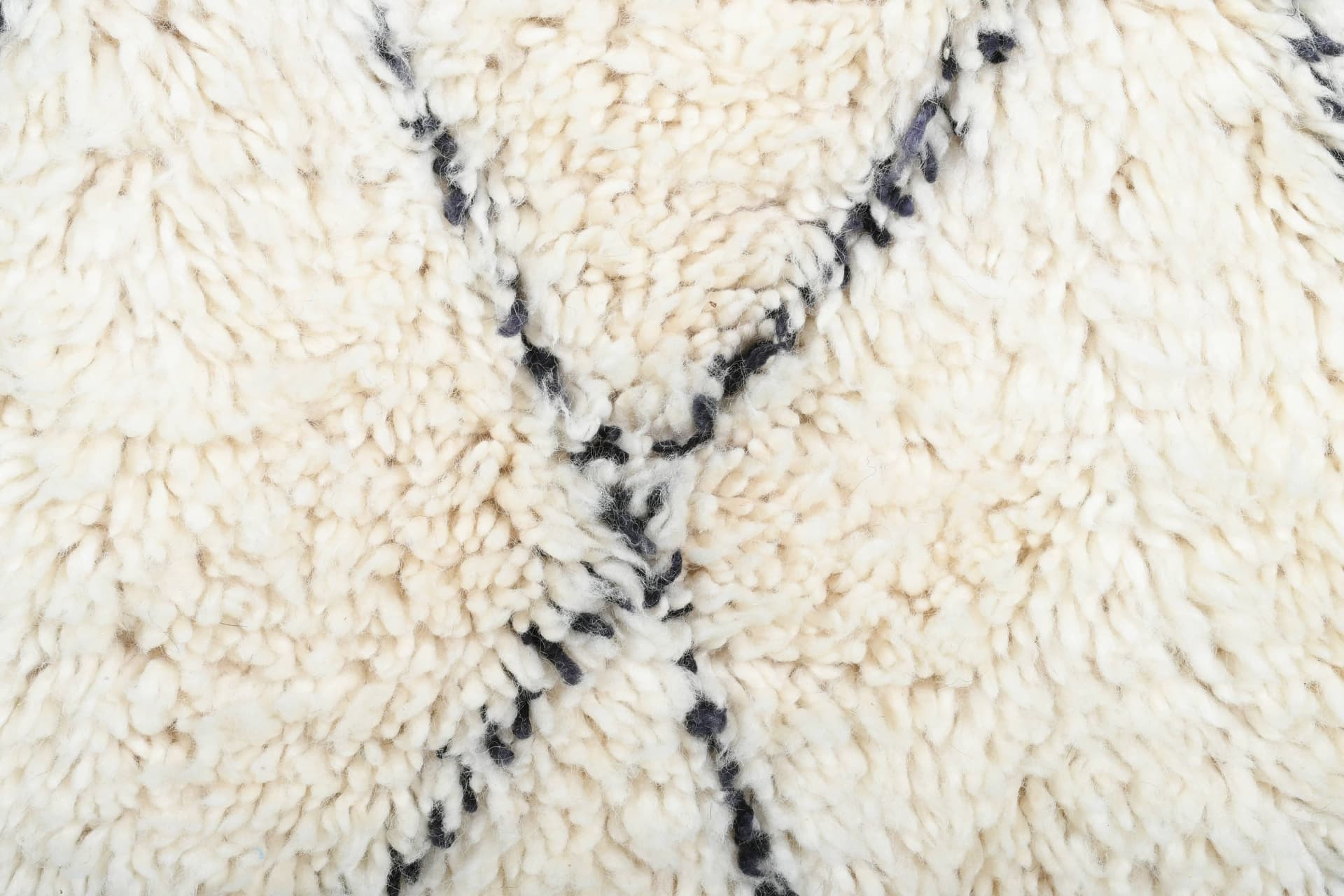 Ivory Overlapping Diamond Beni Ourain Rug