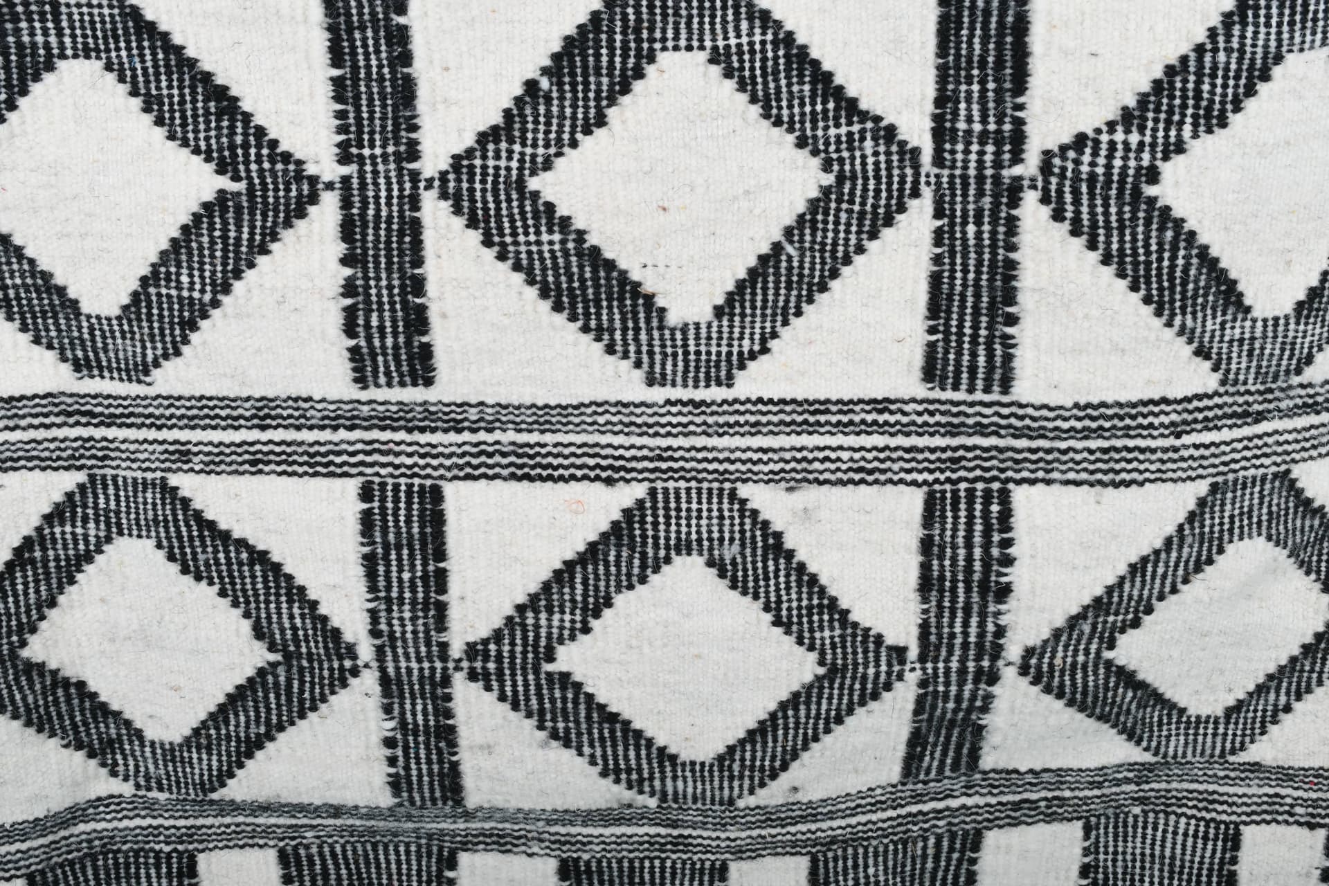 Neutral Chevron Stripe Kilim Rug