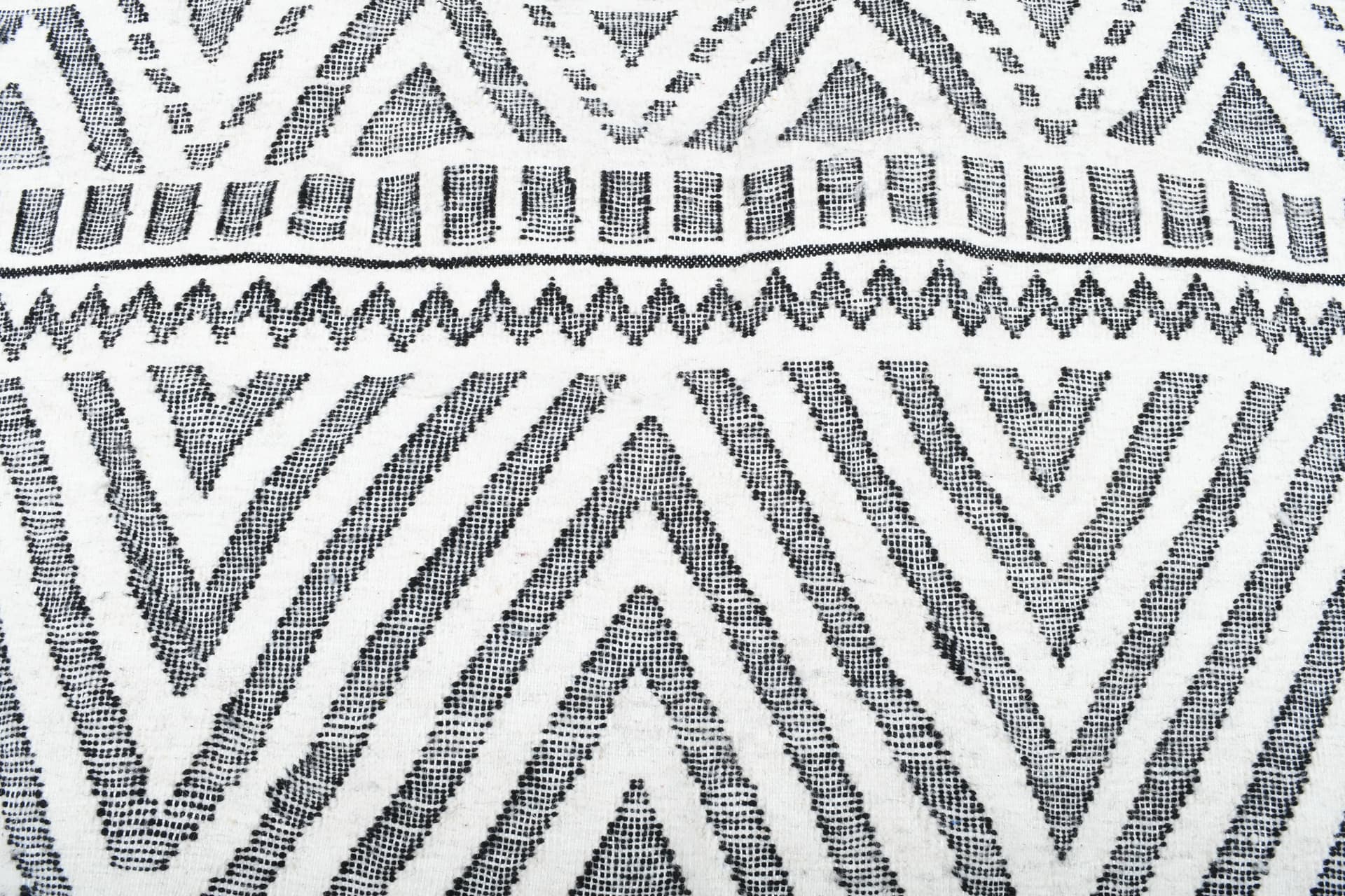 Ivory Diamond Band Kilim Rug