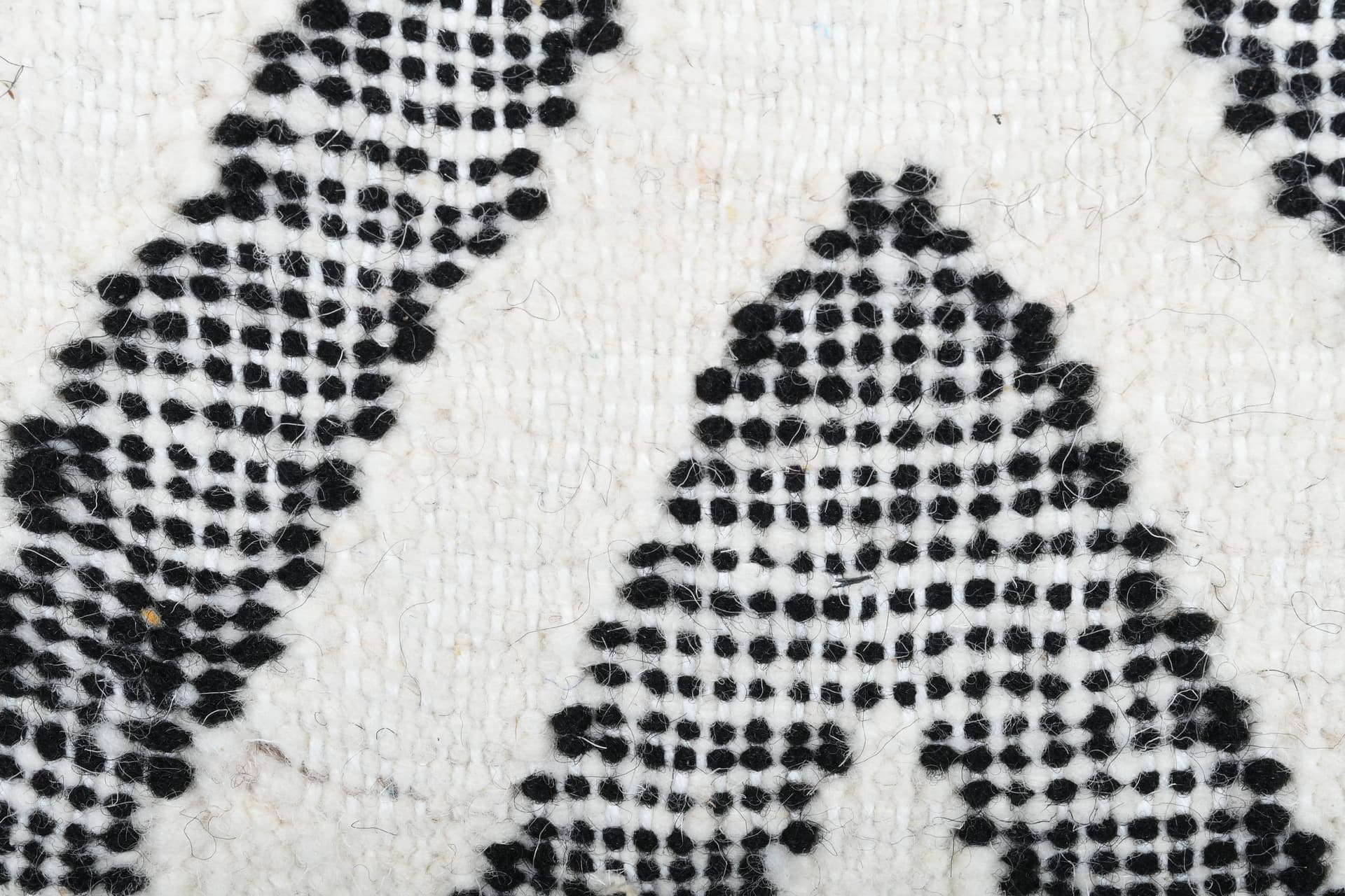 Ivory Diamond Band Kilim Rug