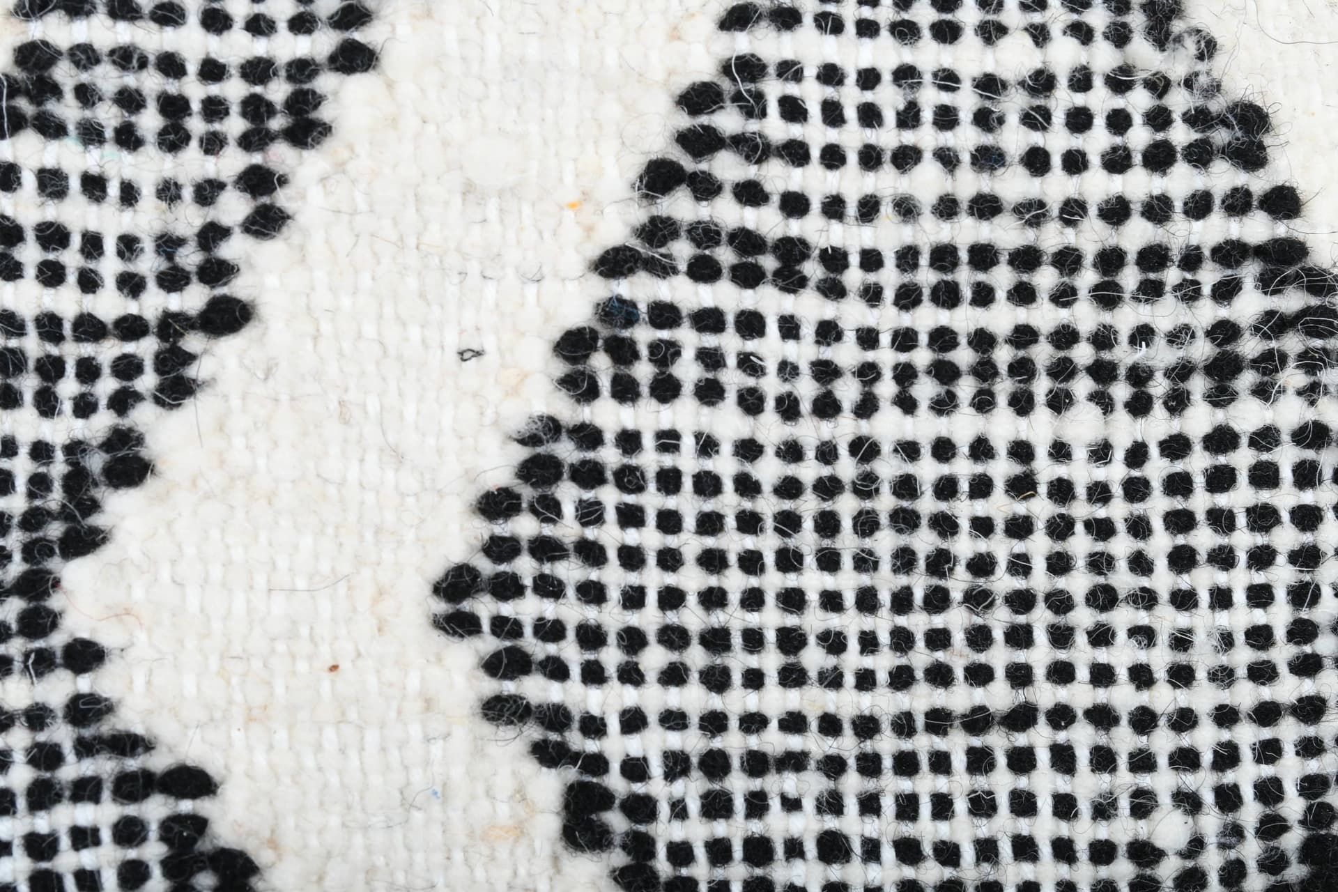 Ivory Diamond Band Kilim Rug