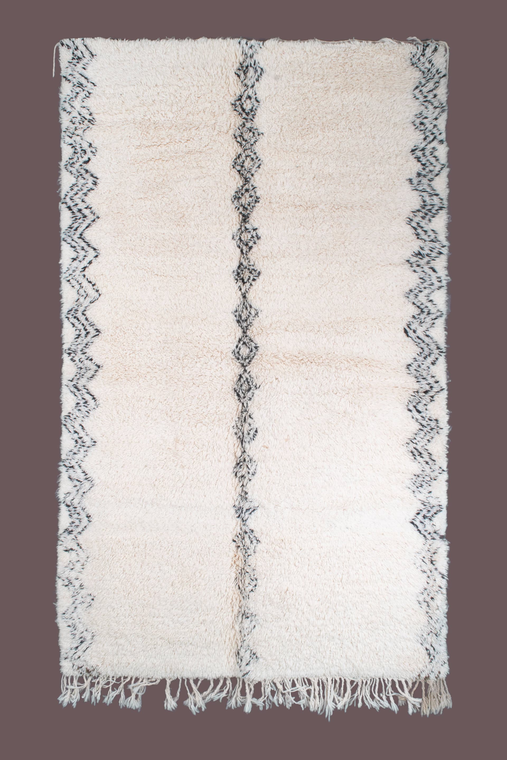 Ivory Zigzag Border Beni Ourain Rug