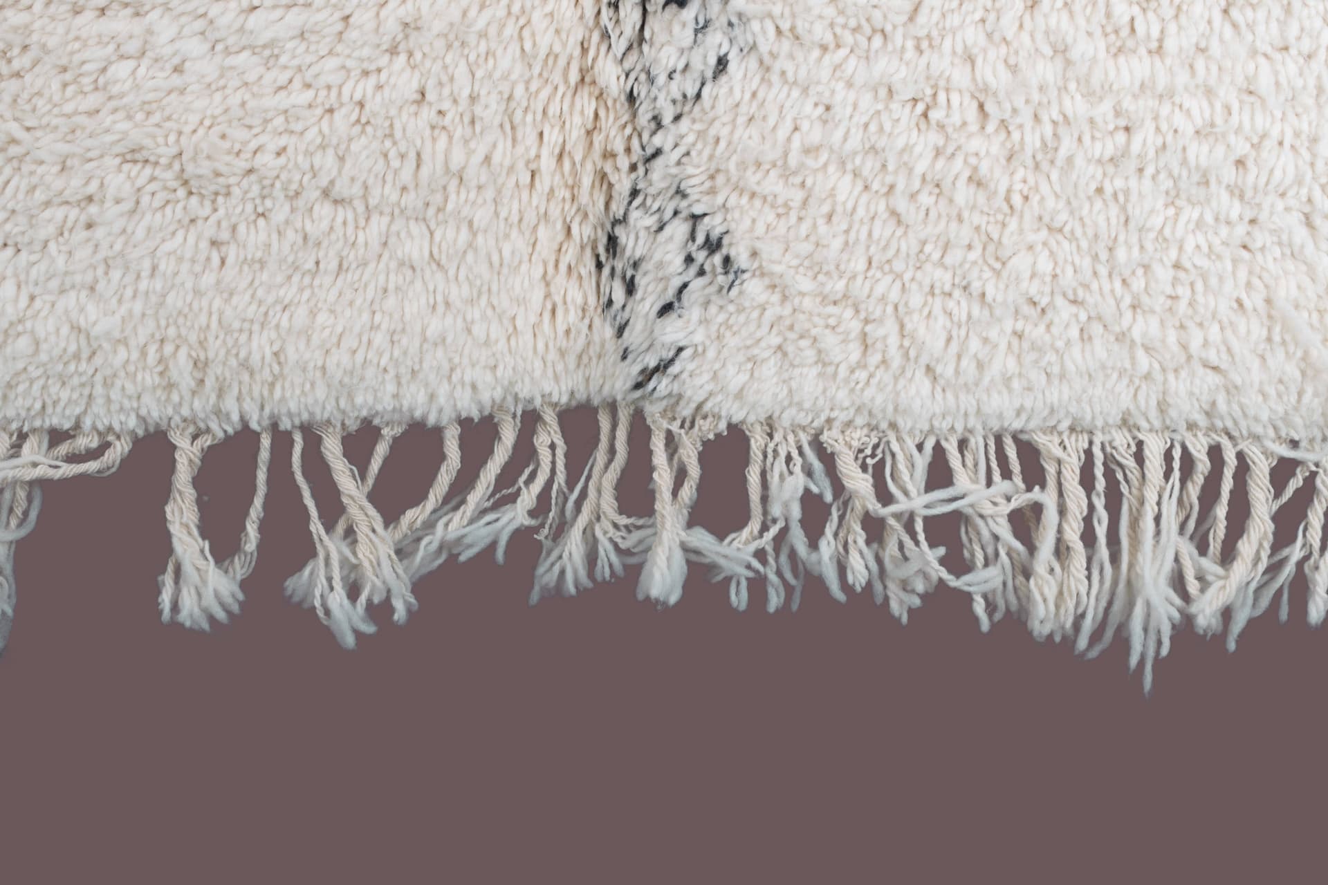 Ivory Zigzag Border Beni Ourain Rug