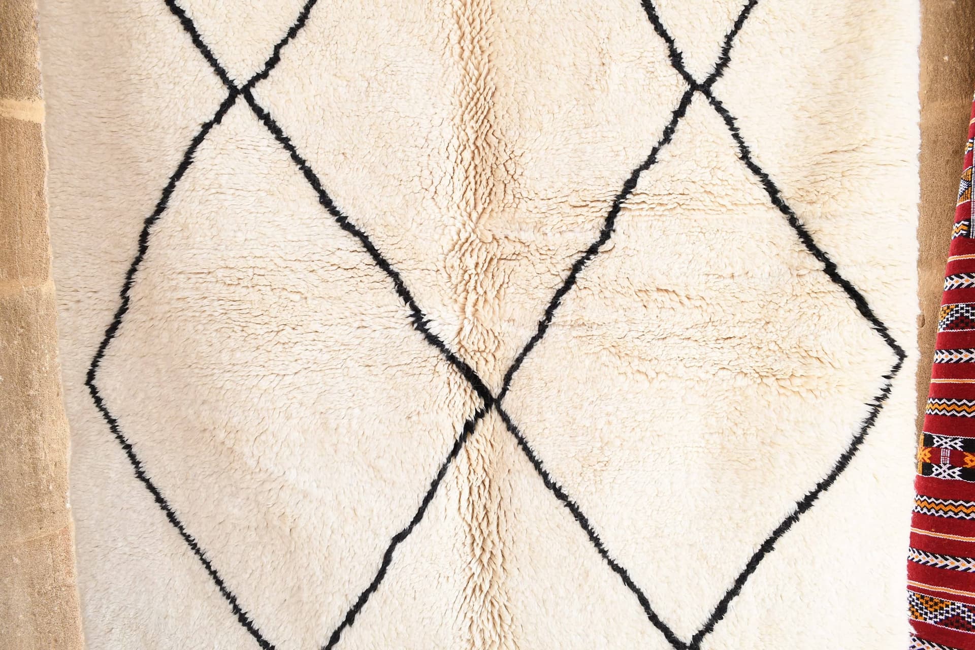 Ivory Fringe Diamond Beni Ourain Rug
