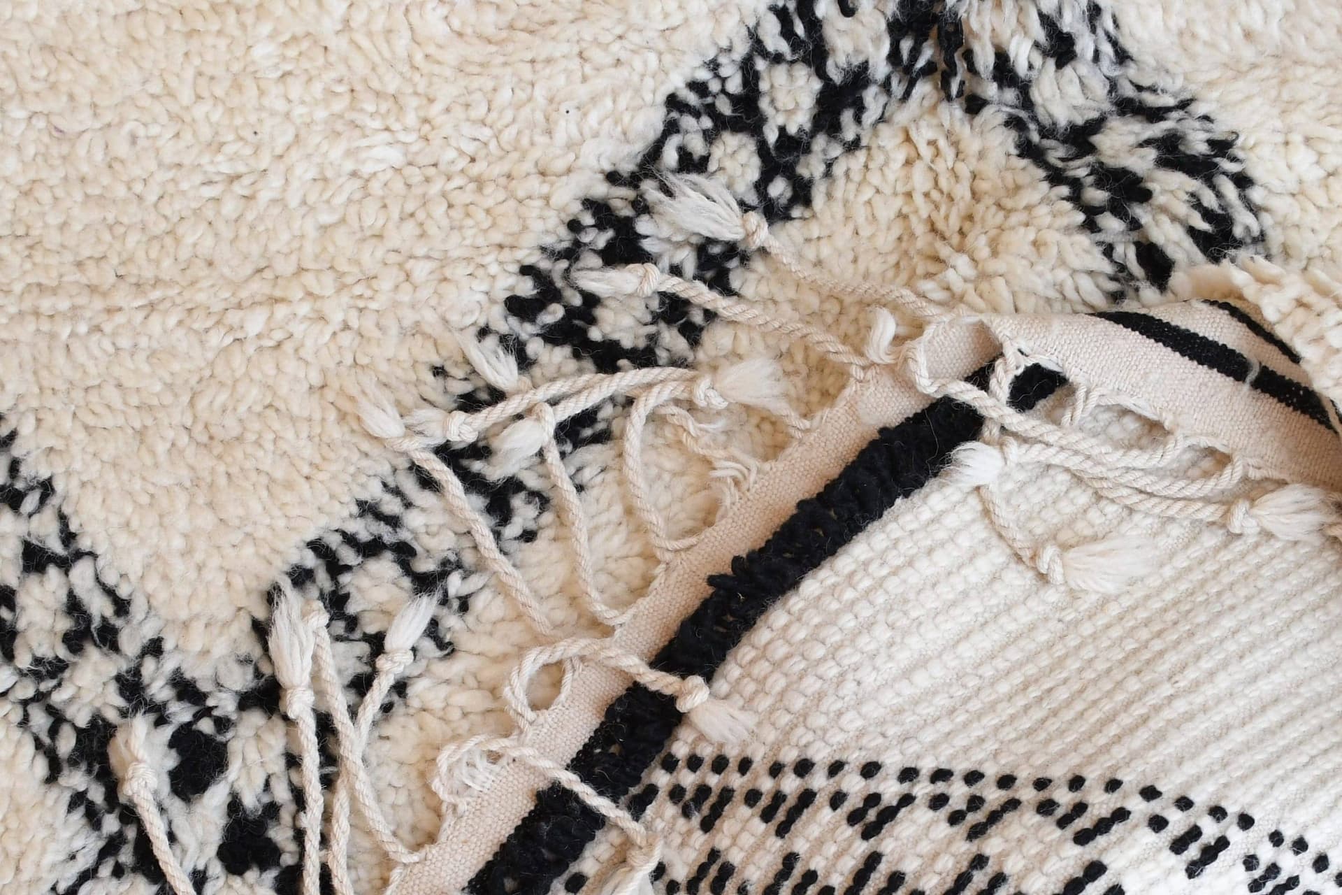 Ivory Wide Diamond Beni Ourain Rug