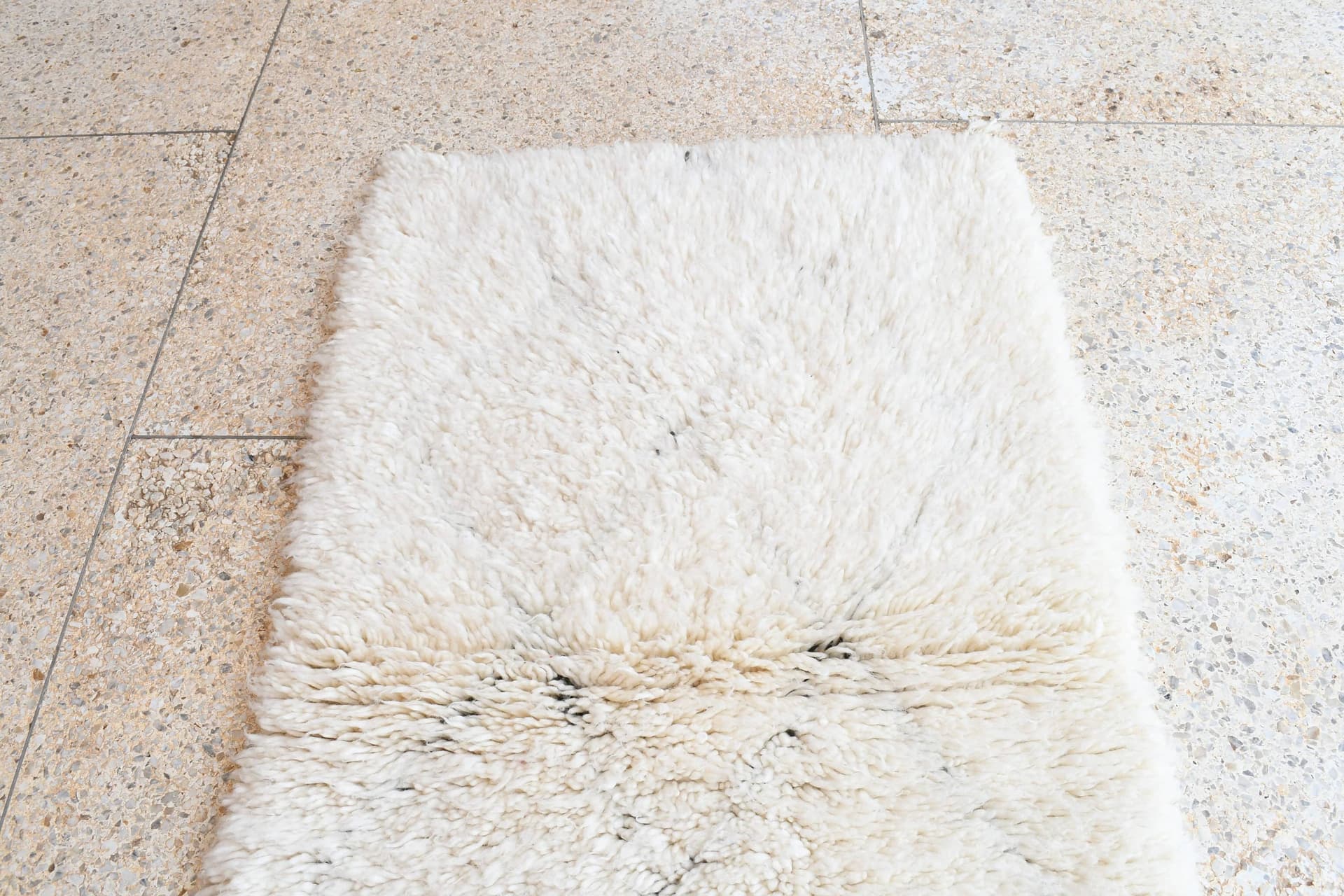 Ivory Angular Line Beni Ourain Rug