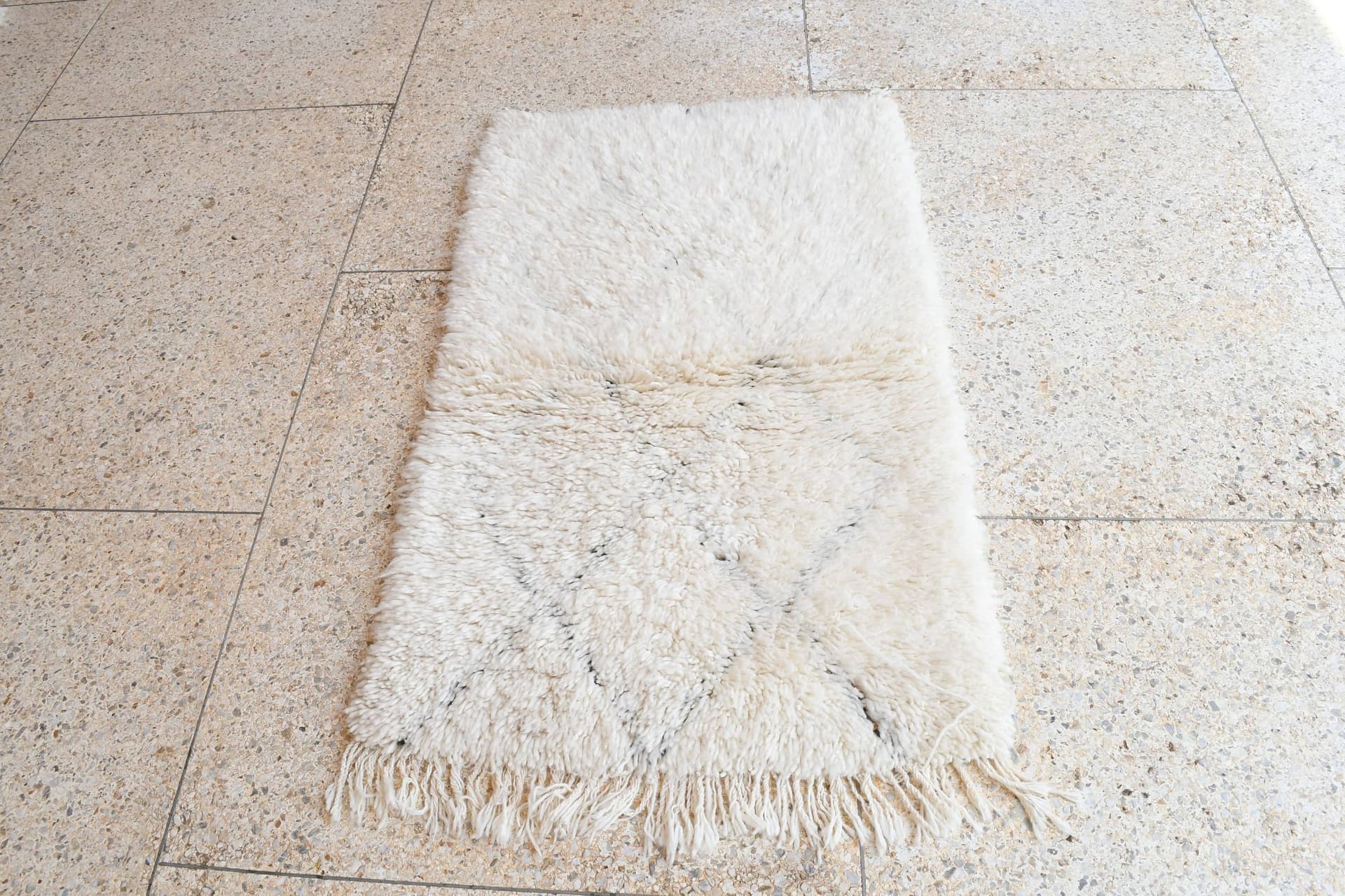 Ivory Angular Line Beni Ourain Rug