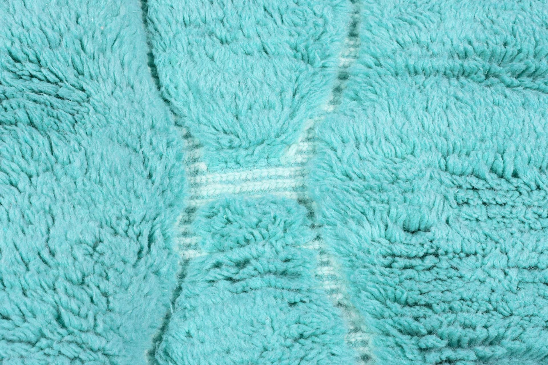 Turquoise Wavy Line Beni Mrirt Rug