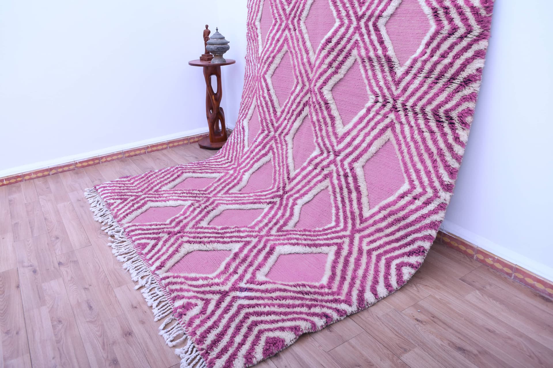 Pink Diamond Beni Mrirt Rug