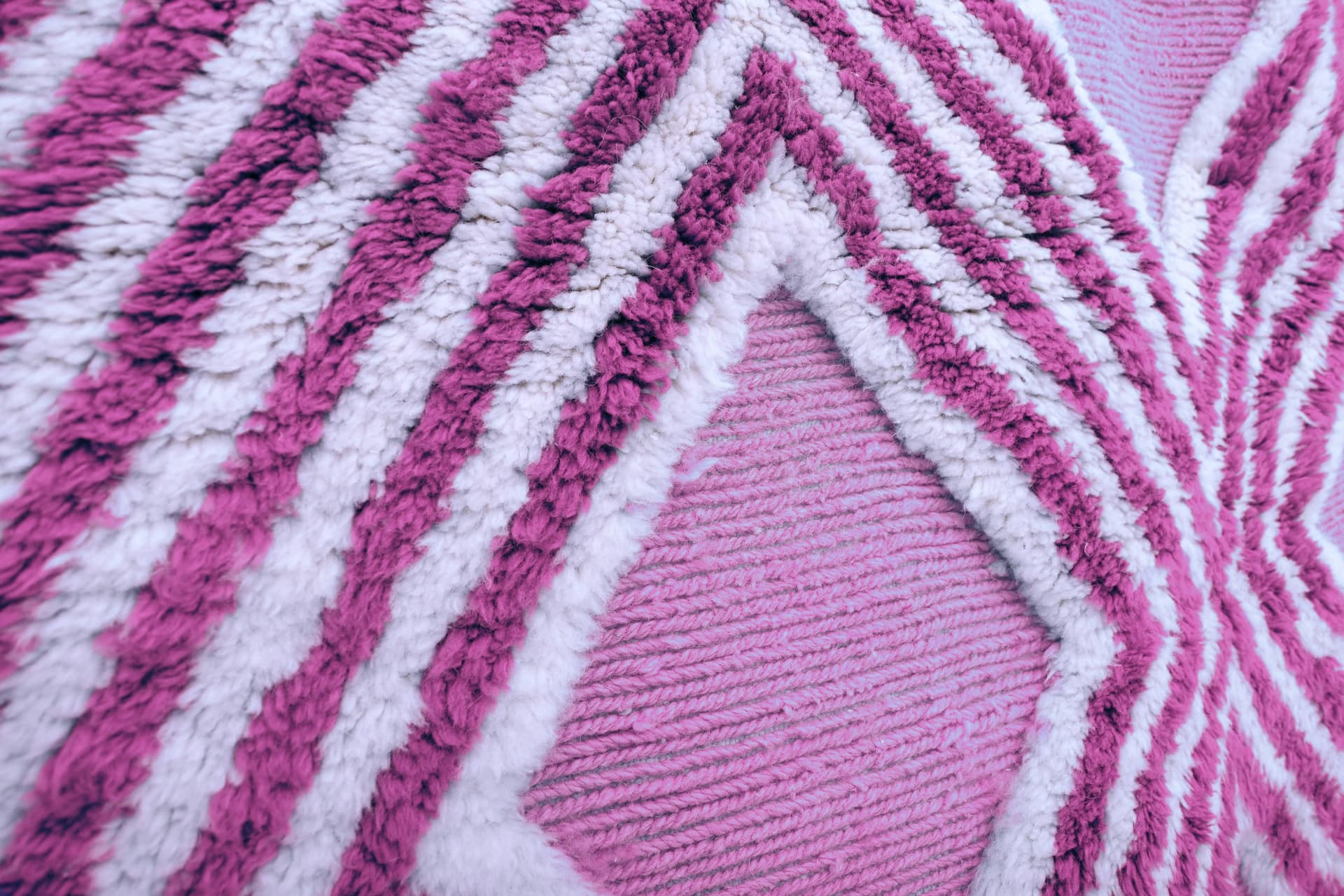 Pink Diamond Beni Mrirt Rug