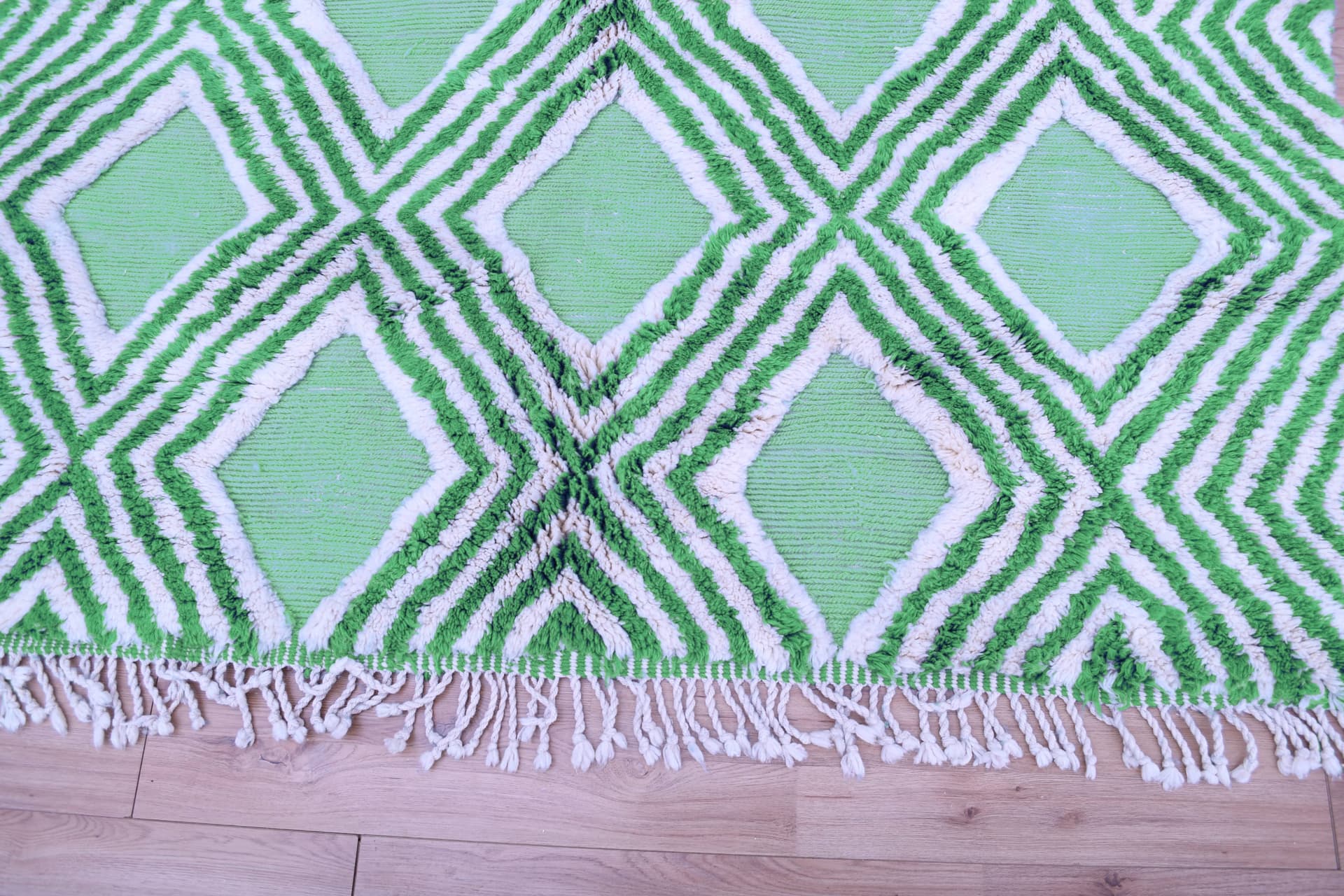 Green Diamond Grid Beni Mrirt Rug