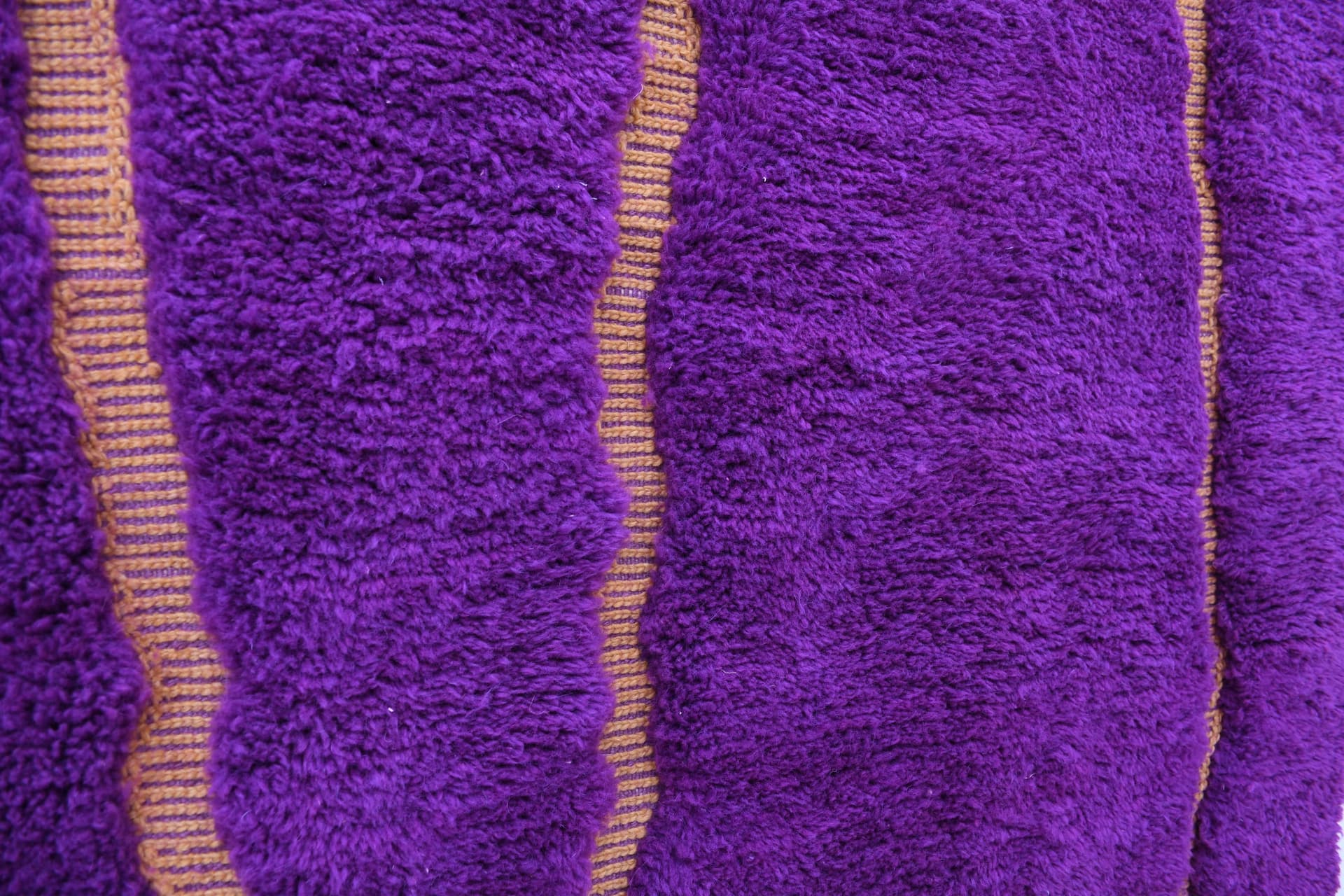 Purple Wavy Line Beni Mrirt Rug