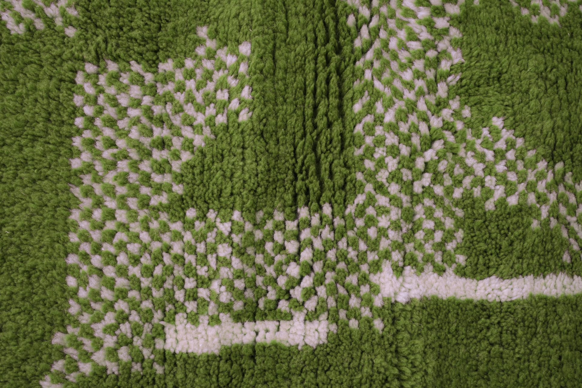 Olive Linear Column Beni Mrirt Rug