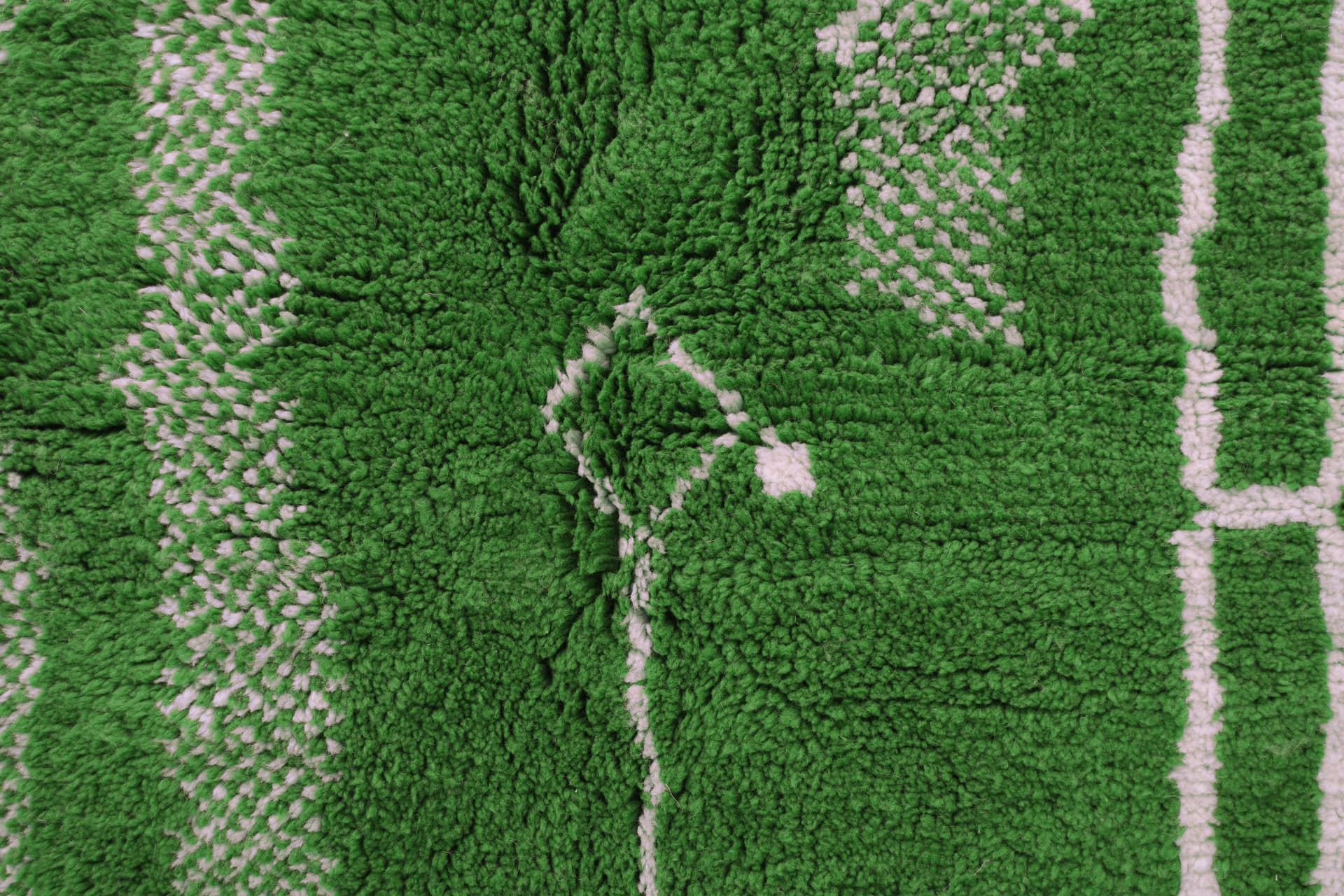 Green Linear Beni Mrirt Rug