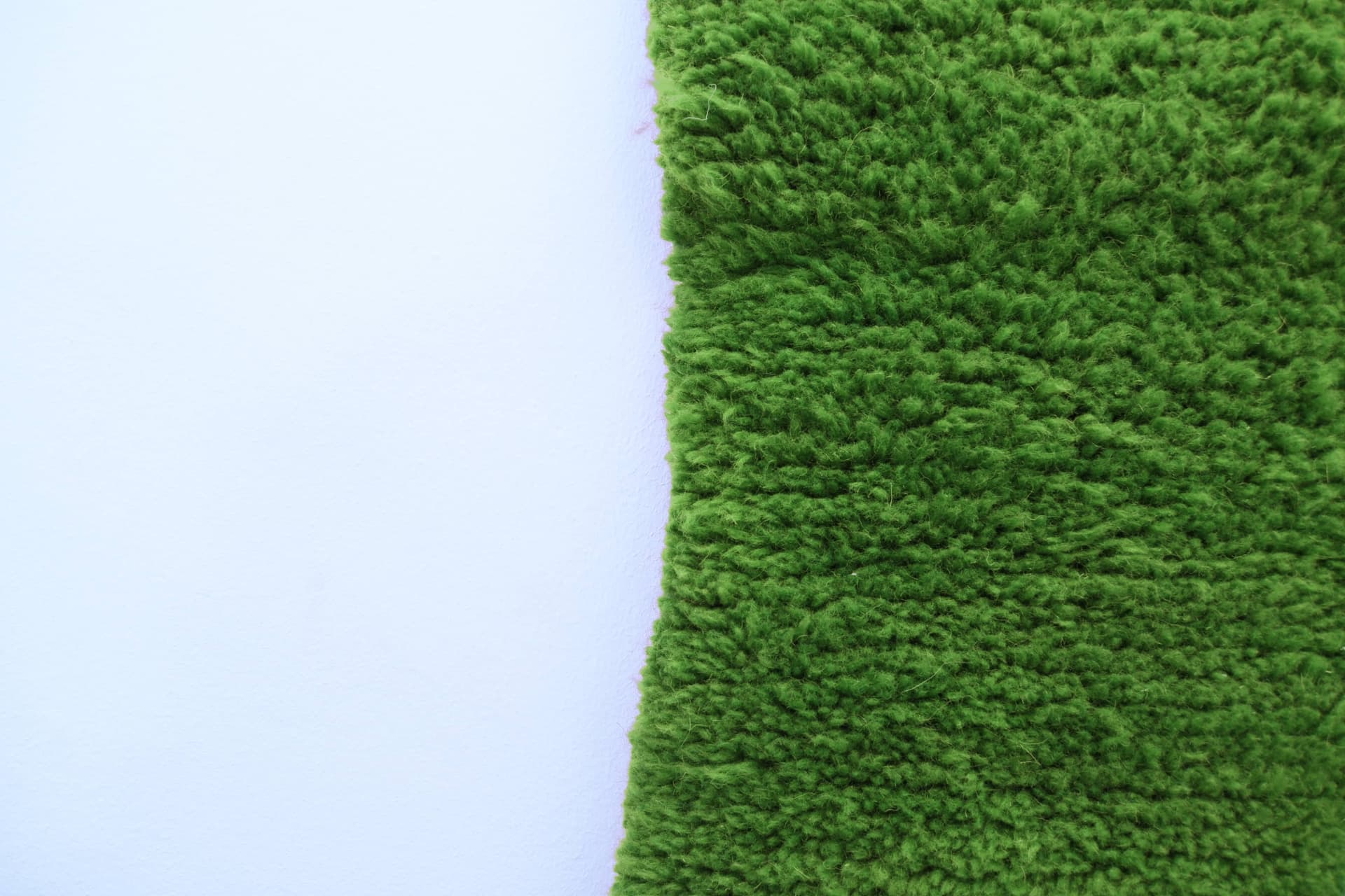 Green Crossing Lines Beni Mrirt Rug