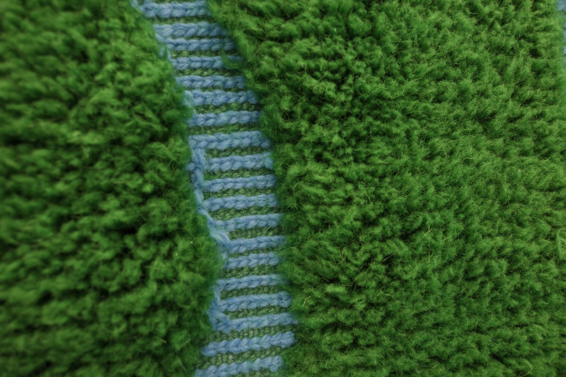 Green Crossing Lines Beni Mrirt Rug