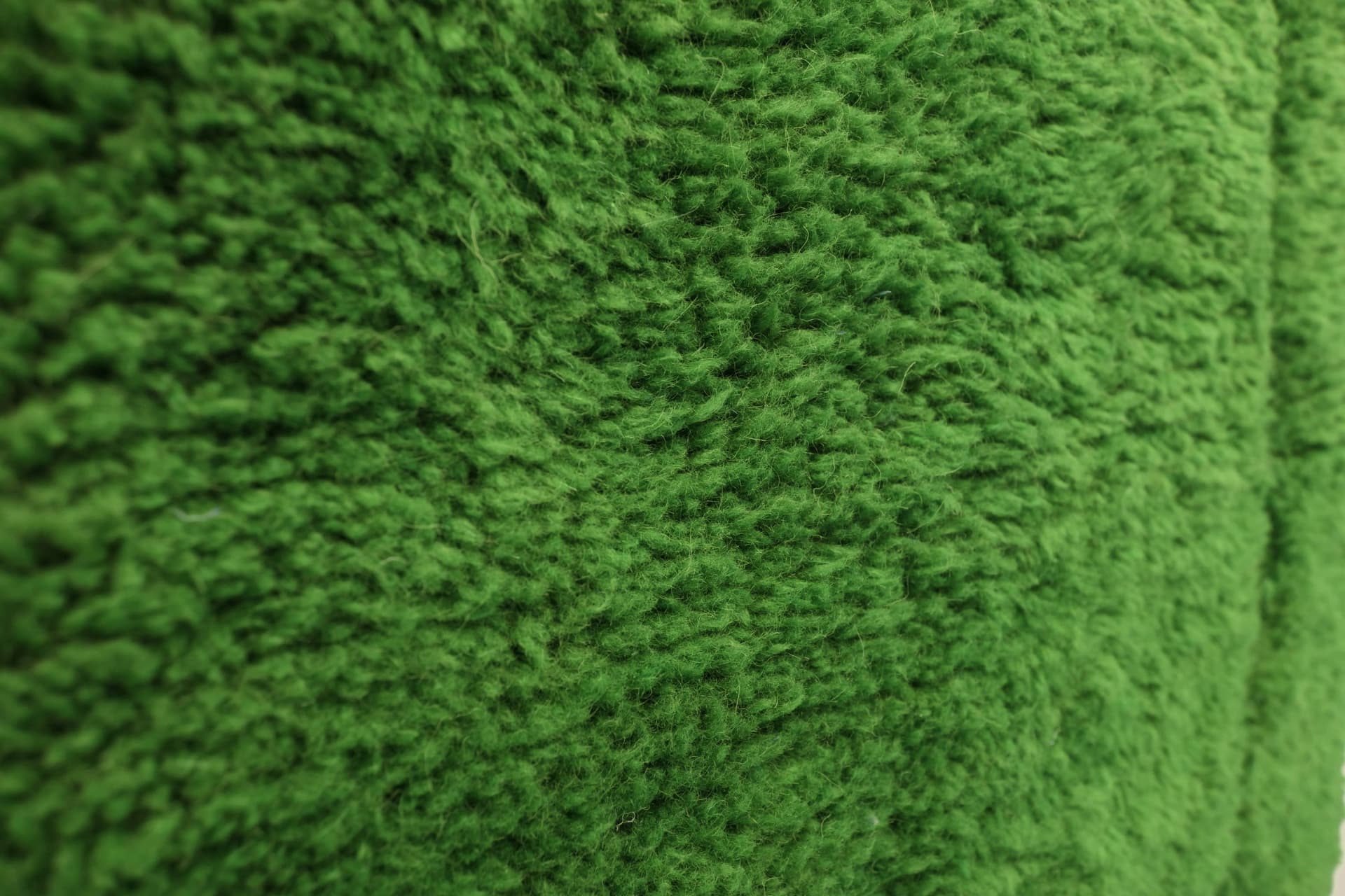 Green Crossing Lines Beni Mrirt Rug