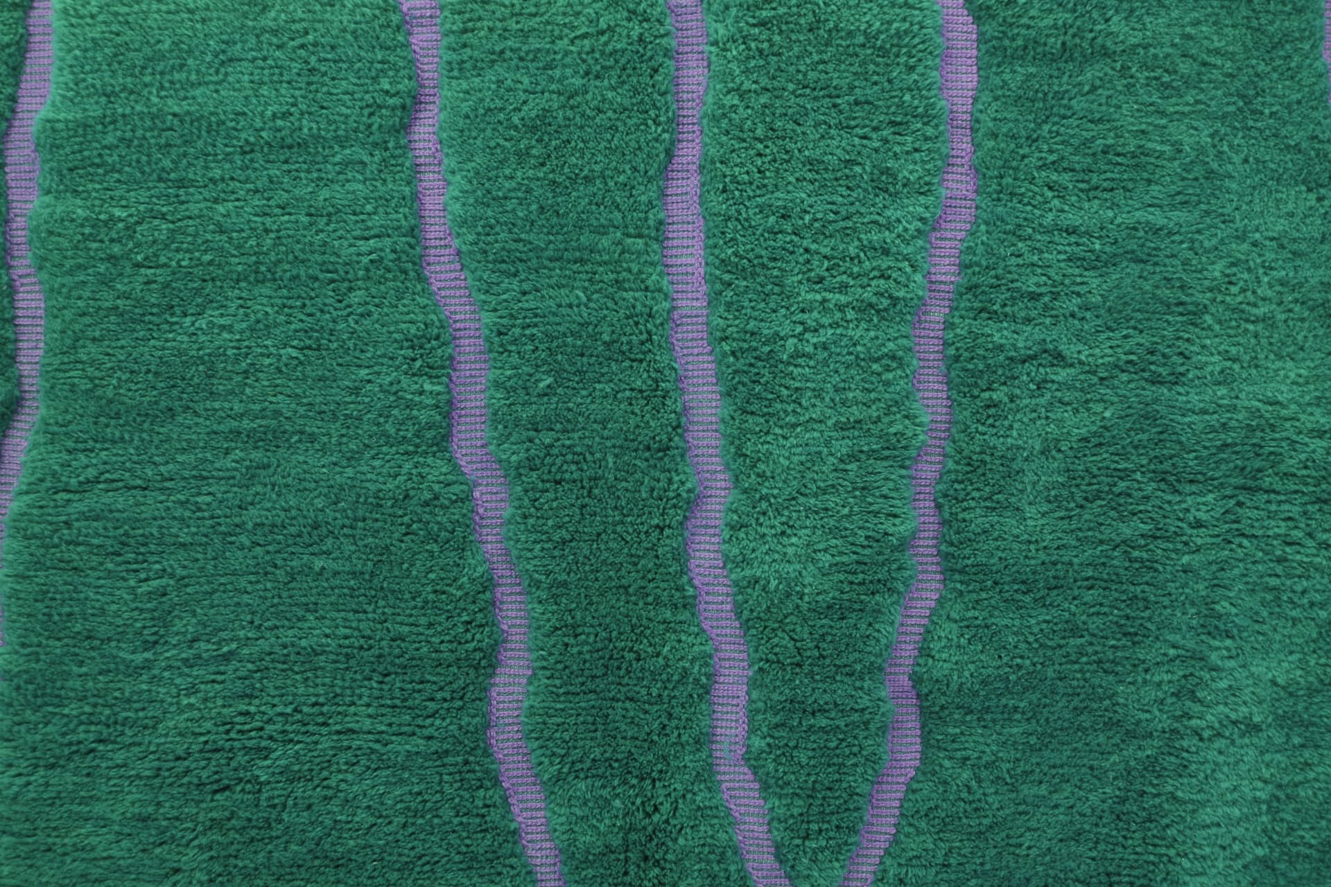 Green Wavy Line Beni Mrirt Rug