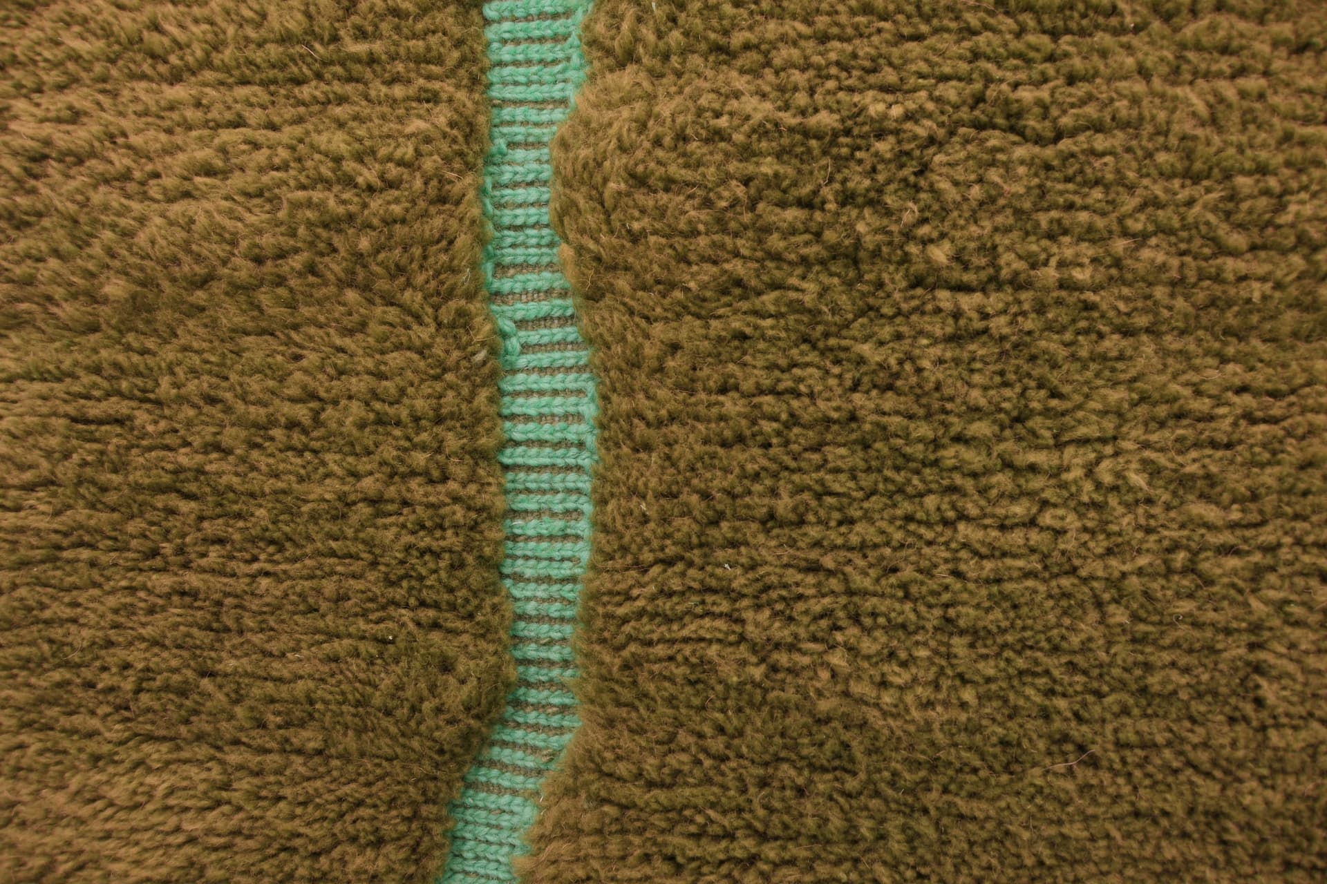 Olive Crossing Line Beni Mrirt Rug
