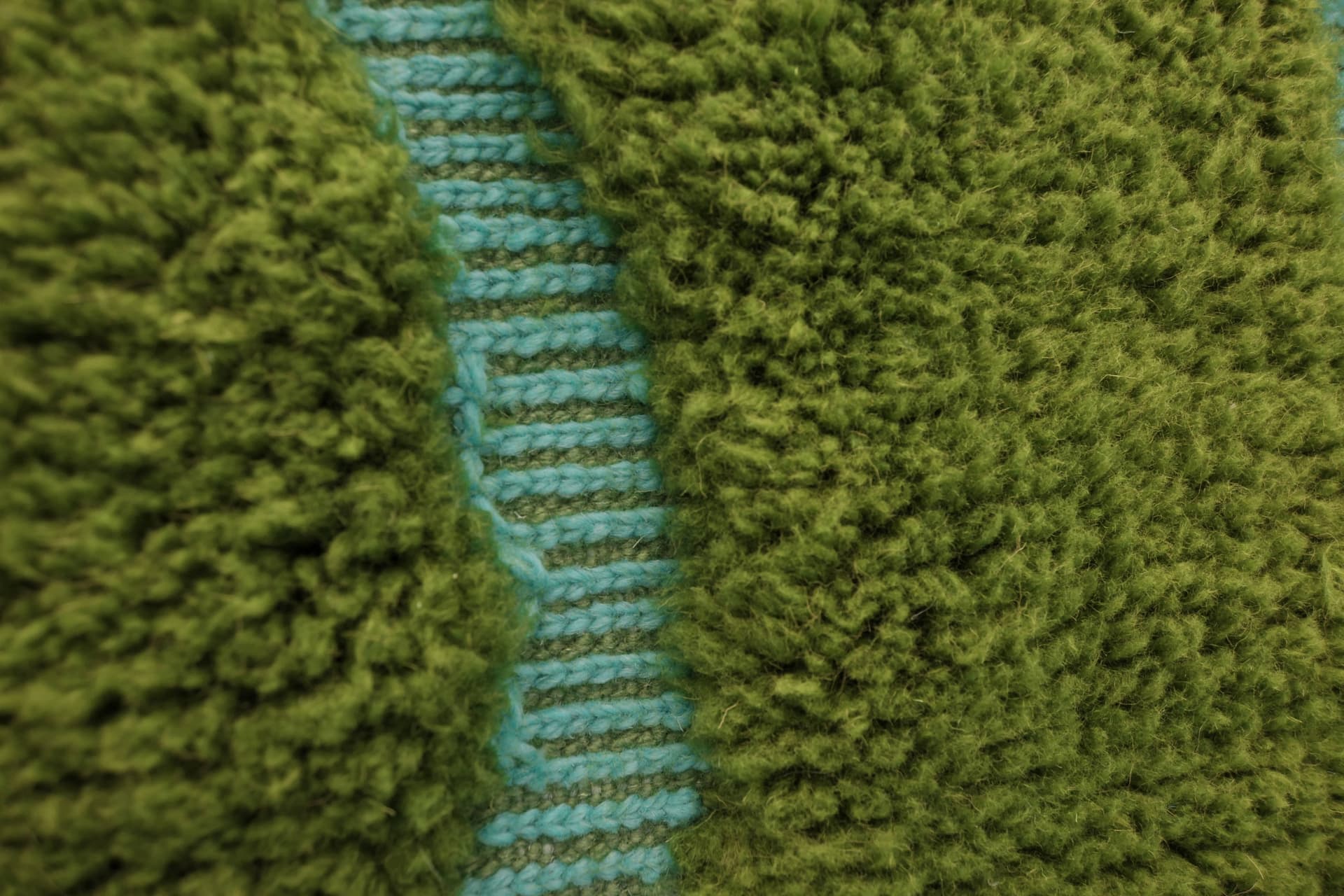 Olive Wavy Line Beni Mrirt Rug