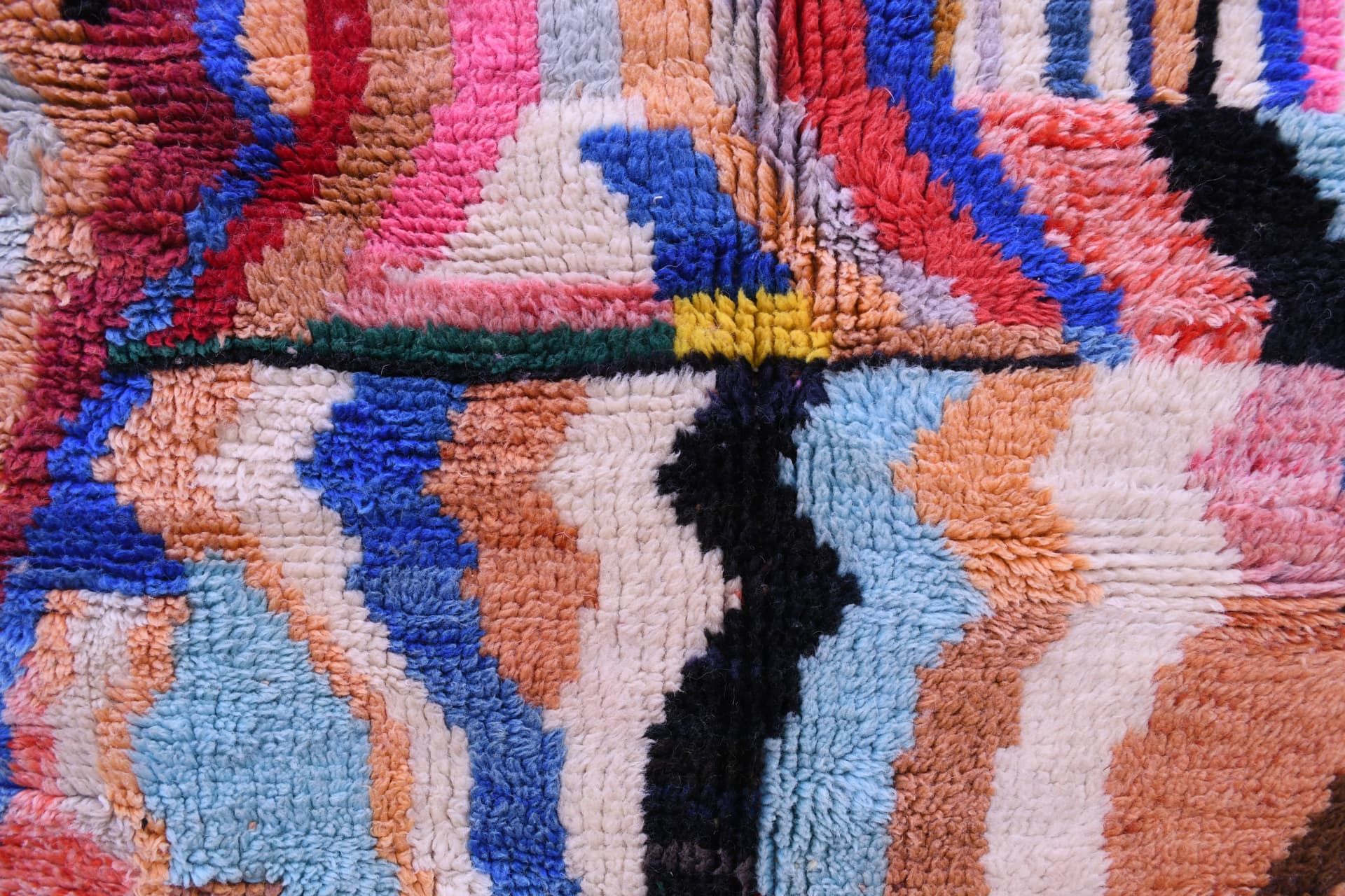 Multicolor Abstract Beni Mrirt Rug