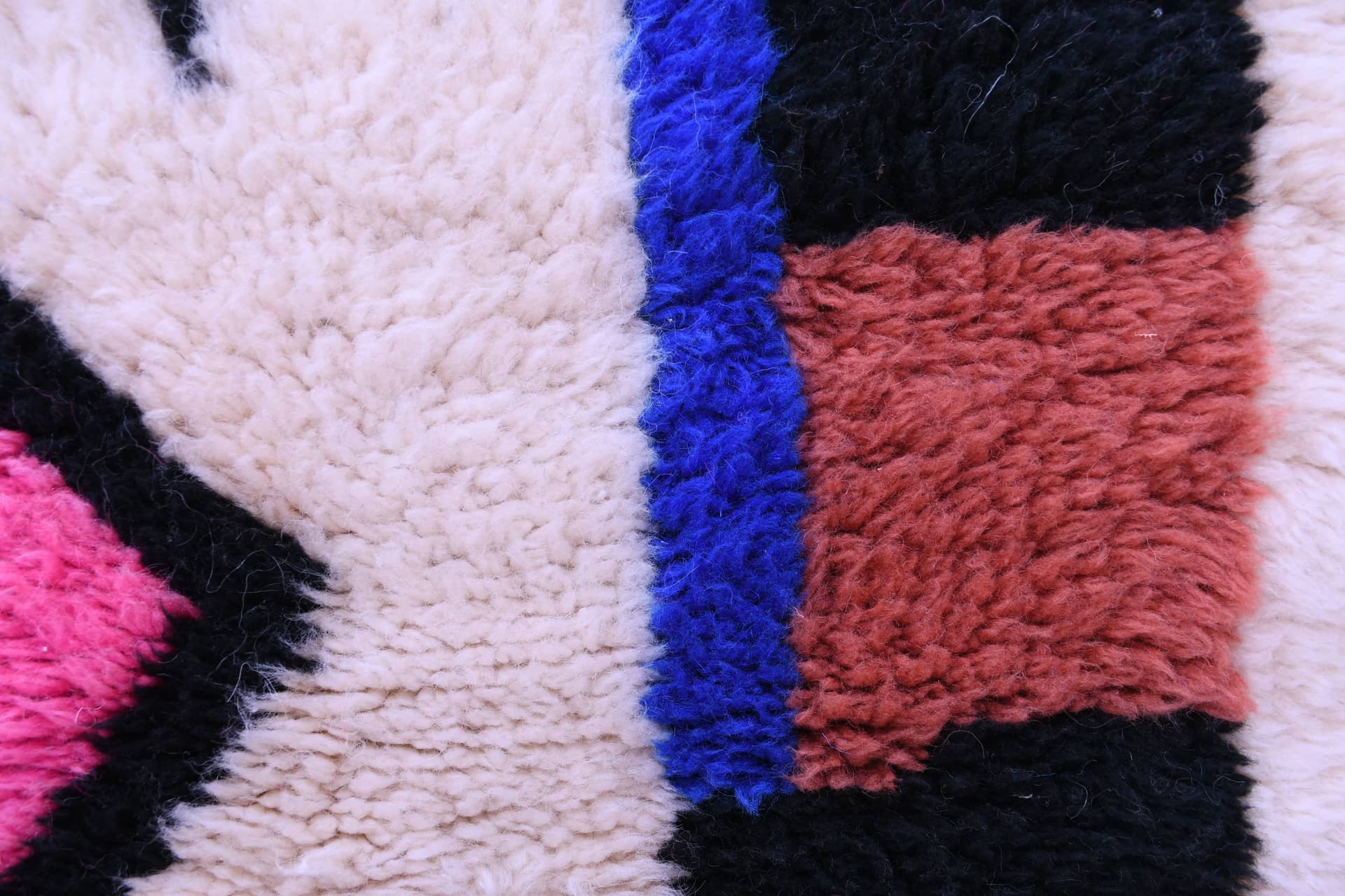 Pink Black Geometric Beni Mrirt Rug