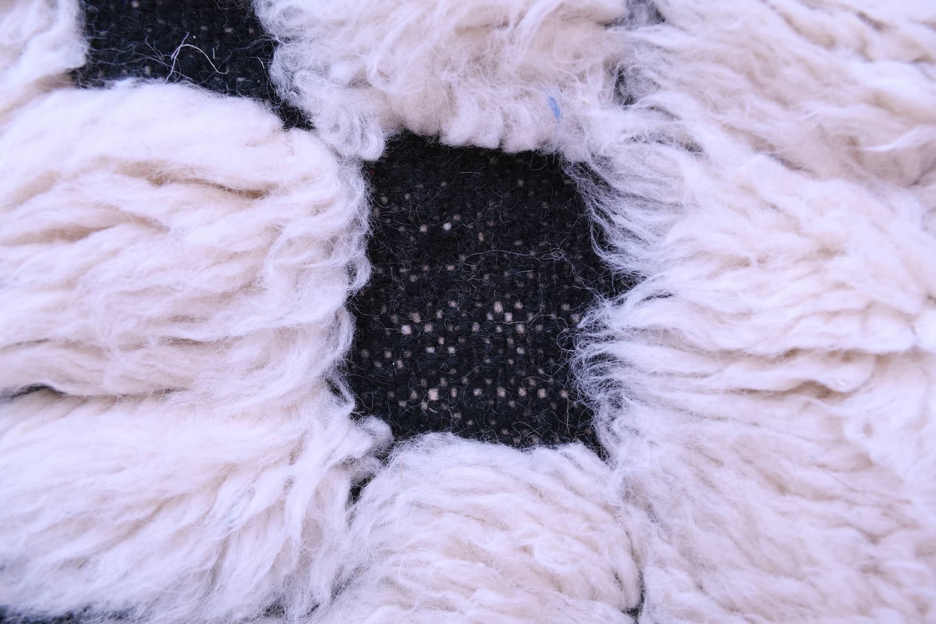 Moroccan Rug Handmade Wool 8x6 - Ivory Black Minimalist Boho Area Rug for Living Room Bedroom - Mrirt