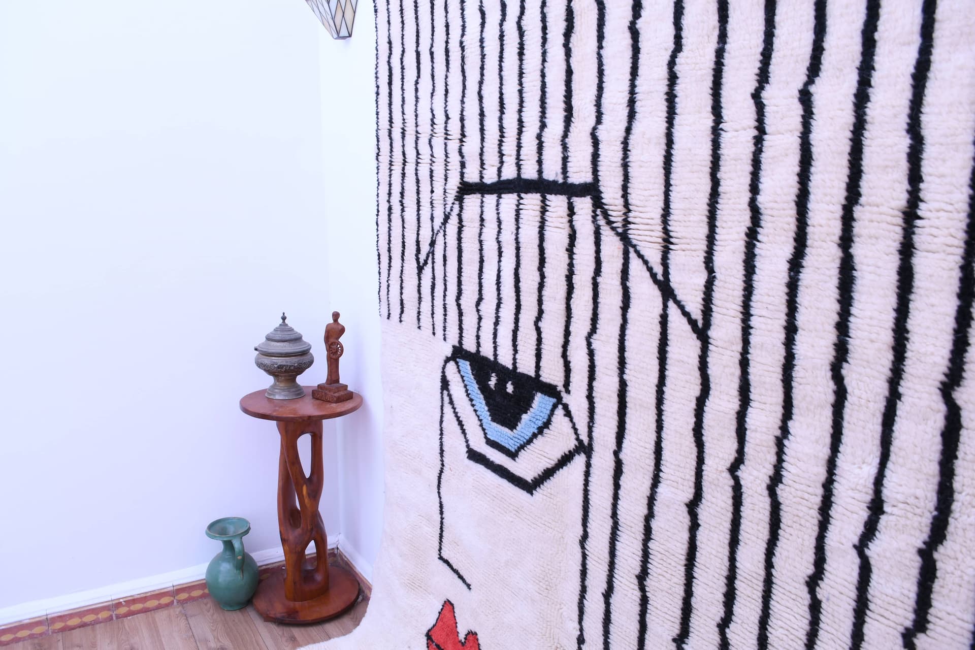 Ivory Black Abstract Rug